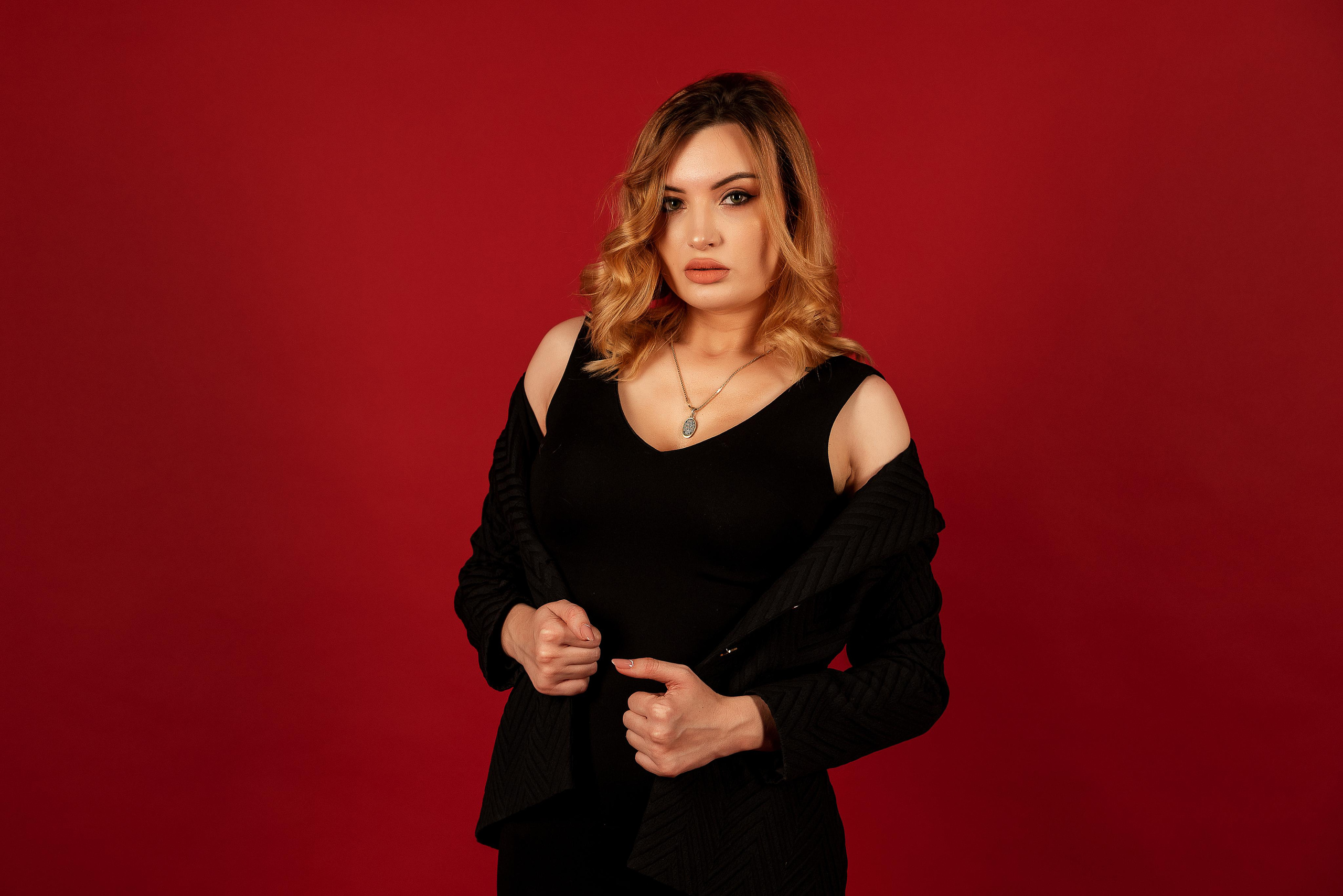 Студийная съёмка для Юлии. Видеосьемка, фотосьемка свадеб, юбилеев, утренников в Краснодарском кр