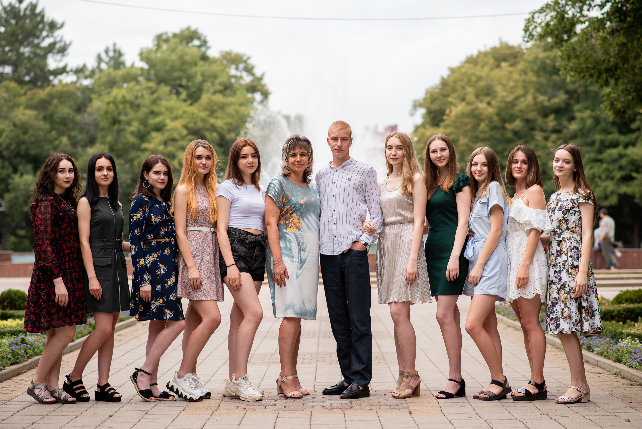 Школа п. Глубокий. Видеосьемка, фотосьемка свадеб, юбилеев, утренников в Краснодарском кр