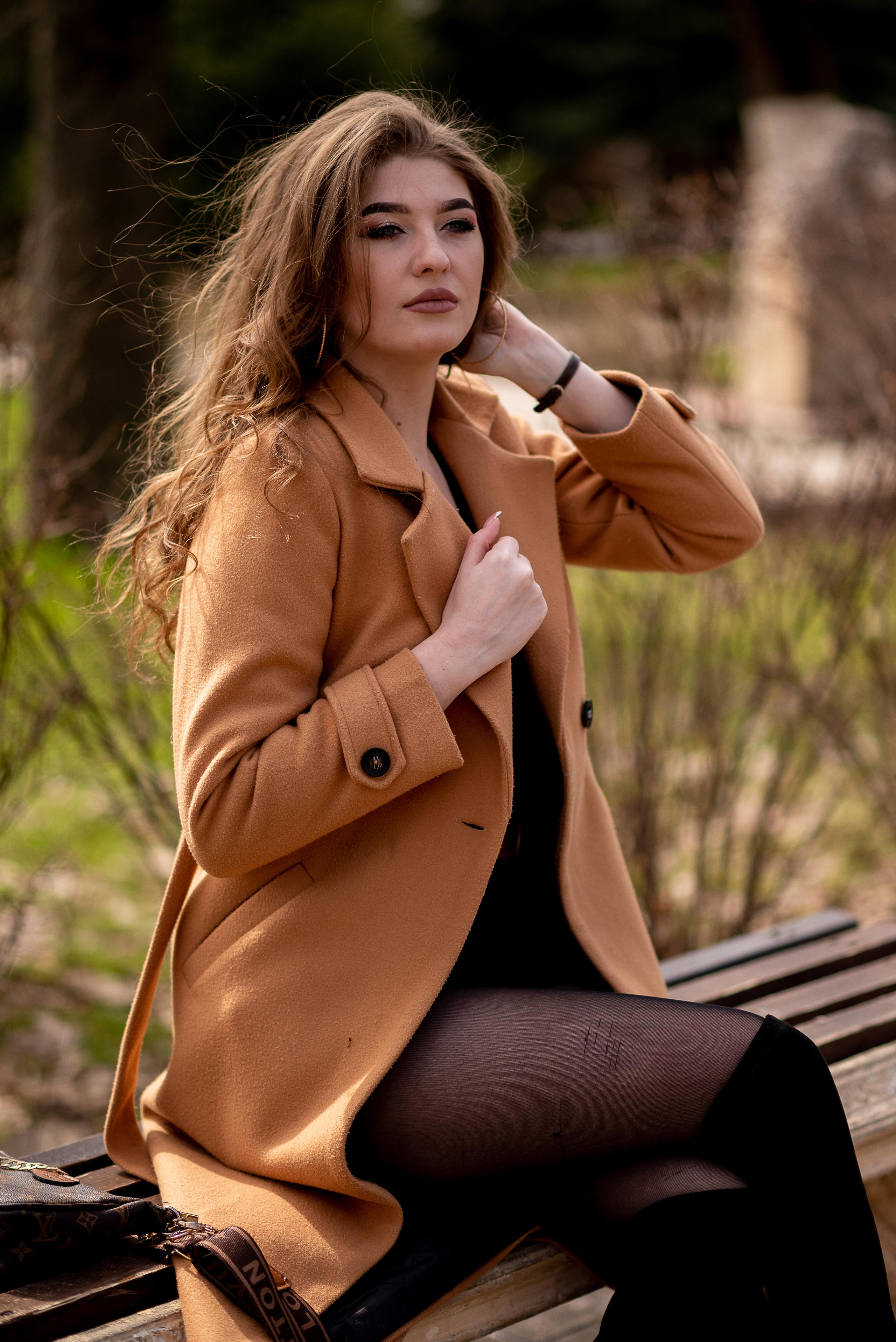 Фотосессия Алины в парке. Видеосьемка, фотосьемка свадеб, юбилеев, утренников в Краснодарском кр