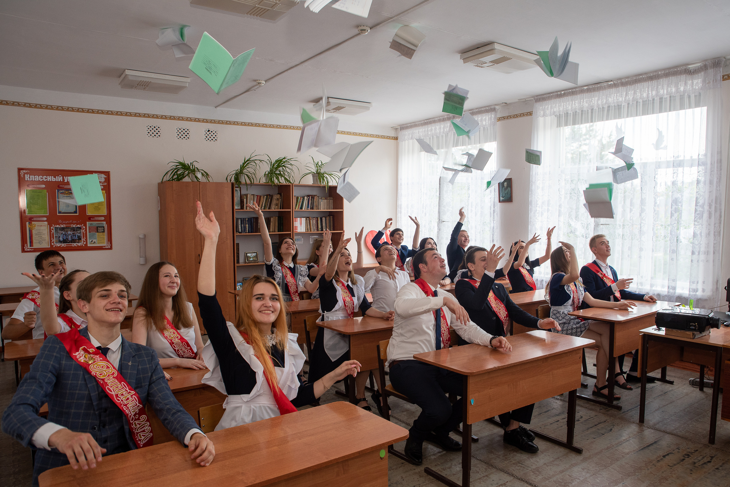 Школа п. Глубокий. Видеосьемка, фотосьемка свадеб, юбилеев, утренников в Краснодарском кр