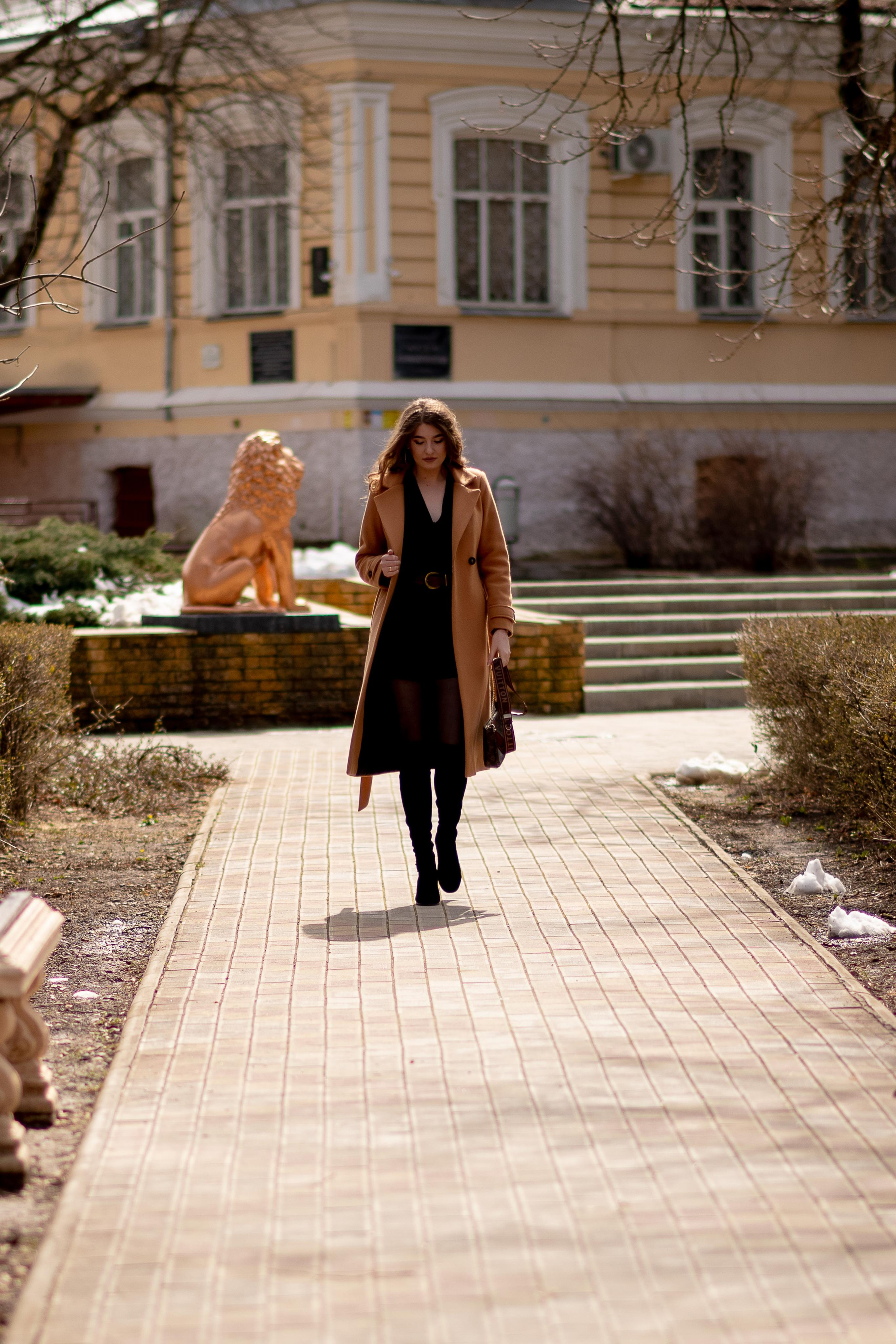 Фотосессия Алины в парке. Видеосьемка, фотосьемка свадеб, юбилеев, утренников в Краснодарском кр