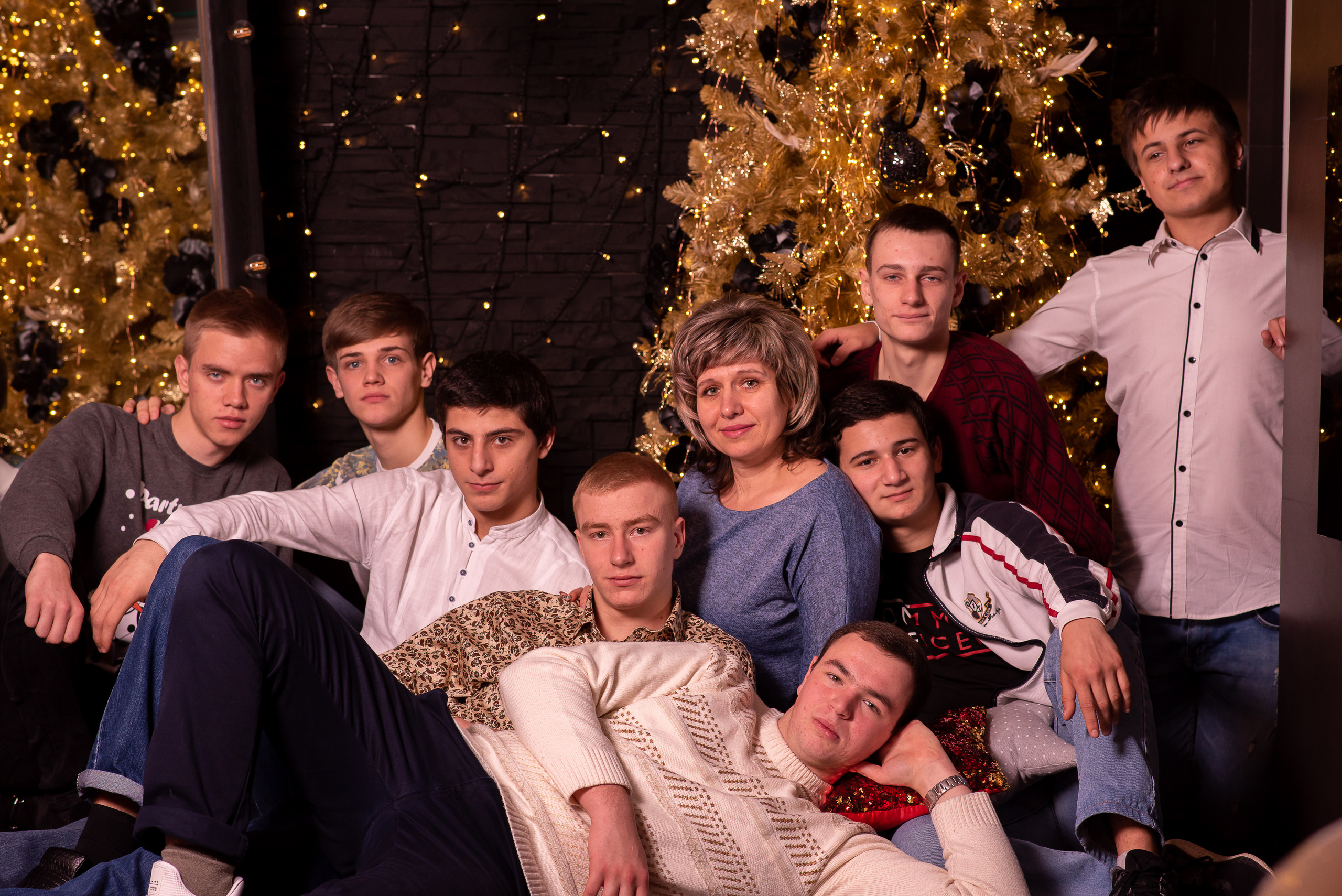 Школа п. Глубокий. Видеосьемка, фотосьемка свадеб, юбилеев, утренников в Краснодарском кр