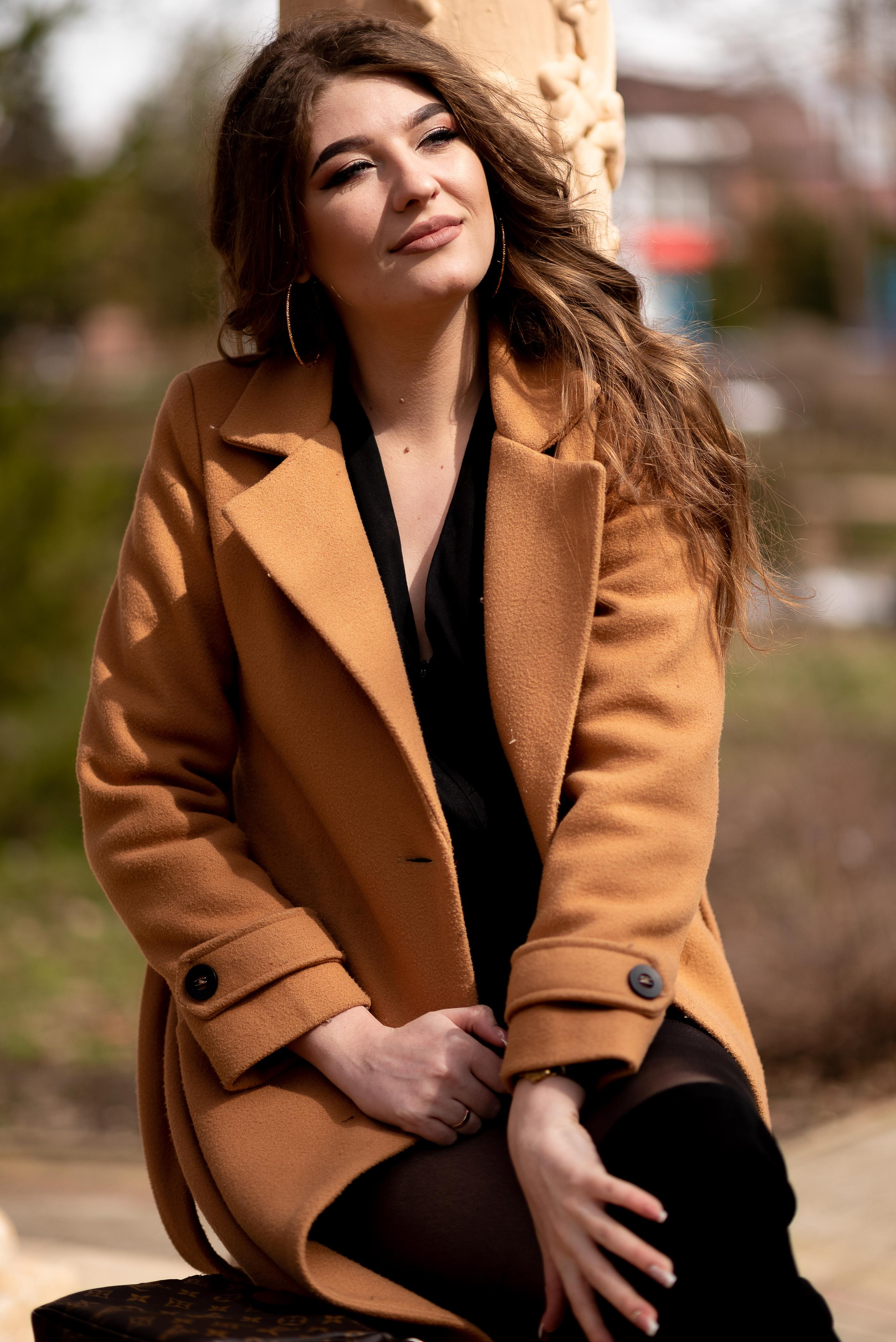 Фотосессия Алины в парке. Видеосьемка, фотосьемка свадеб, юбилеев, утренников в Краснодарском кр