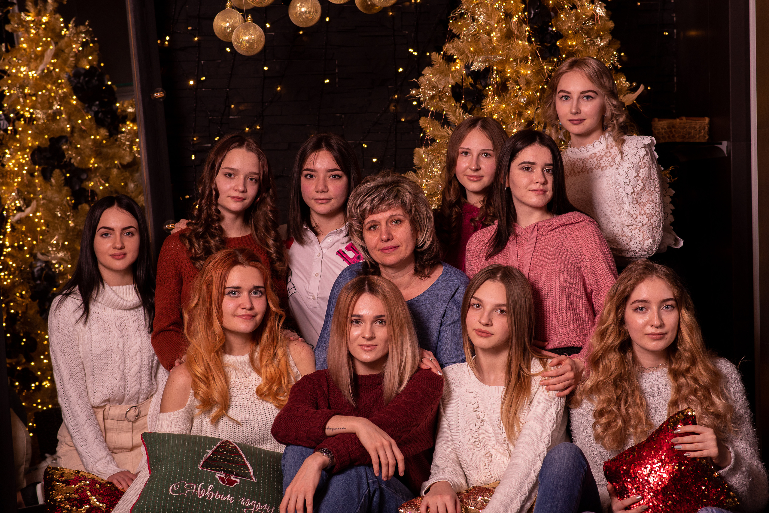 Школа п. Глубокий. Видеосьемка, фотосьемка свадеб, юбилеев, утренников в Краснодарском кр