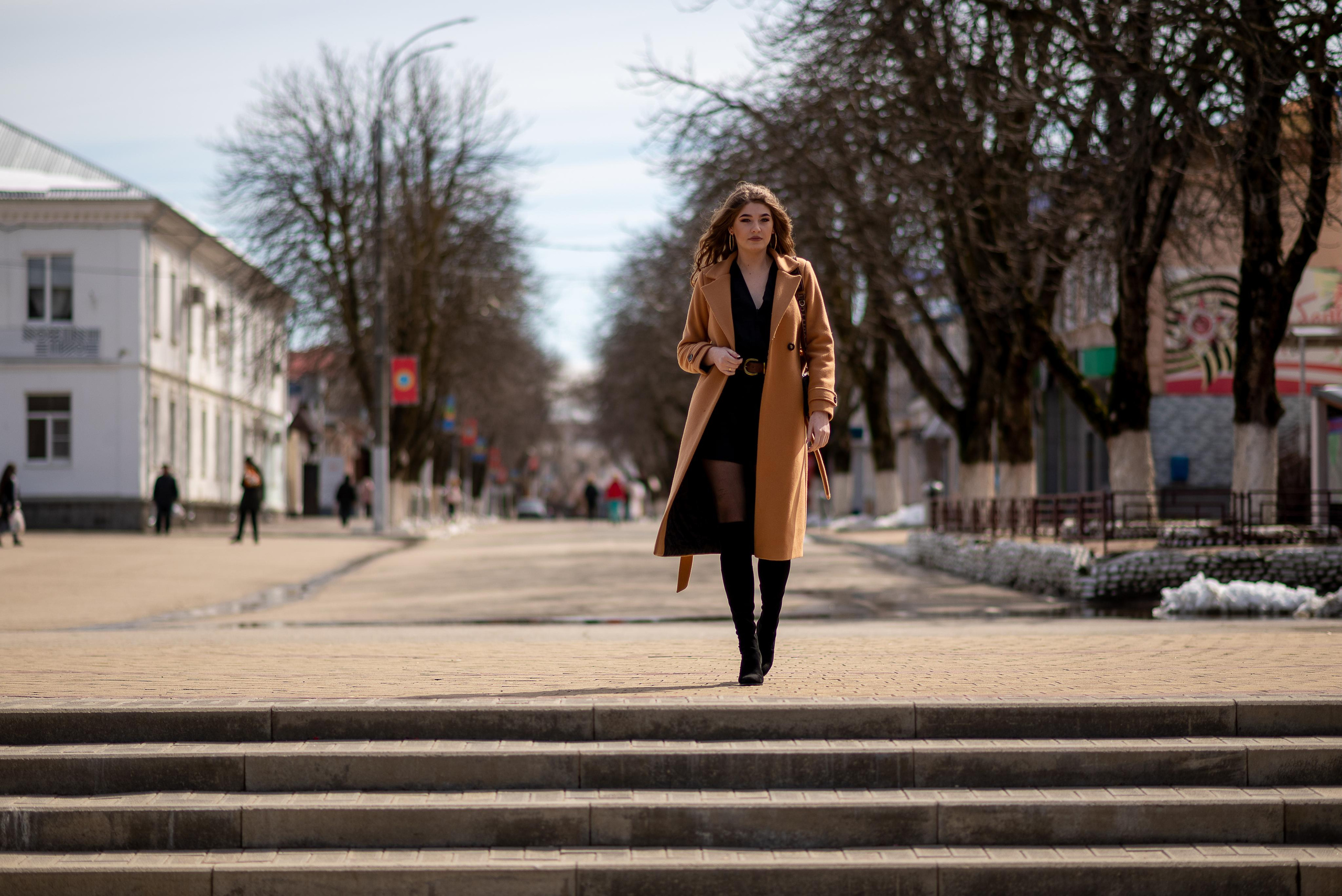 Фотосессия Алины в парке. Видеосьемка, фотосьемка свадеб, юбилеев, утренников в Краснодарском кр