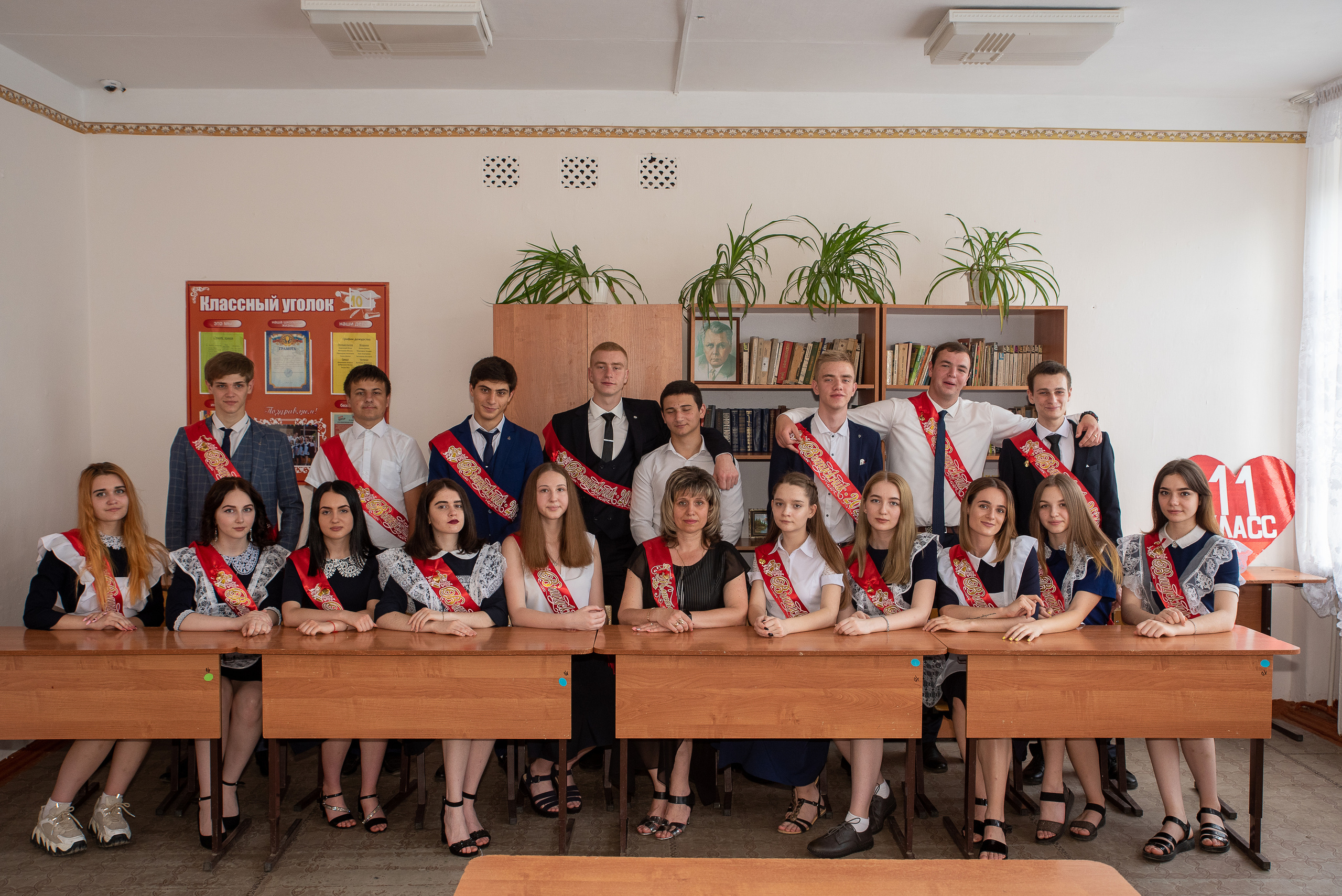 Школа п. Глубокий. Видеосьемка, фотосьемка свадеб, юбилеев, утренников в Краснодарском кр