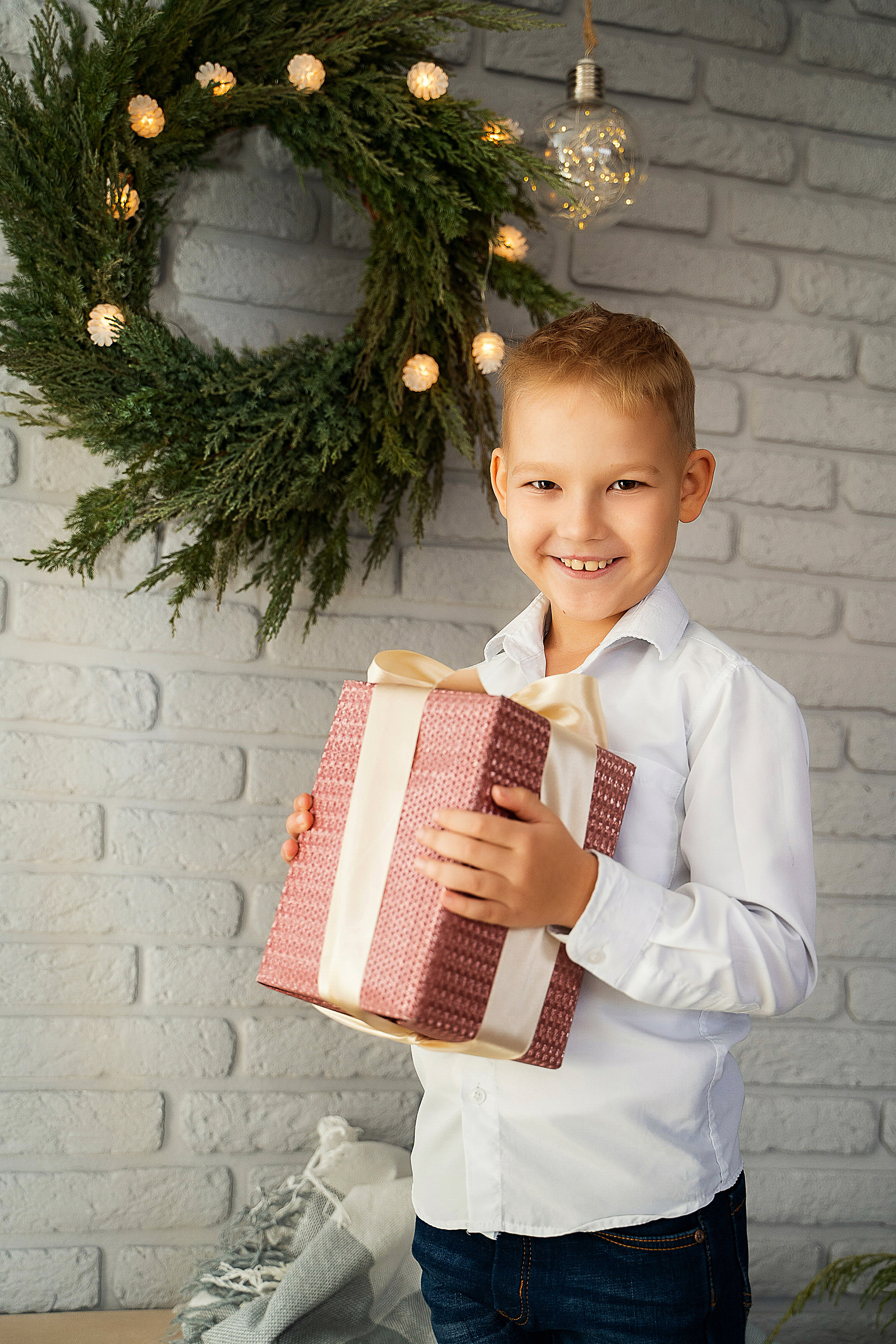 Катя с семьей. Видеосьемка, фотосьемка свадеб, юбилеев, утренников в Краснодарском кр