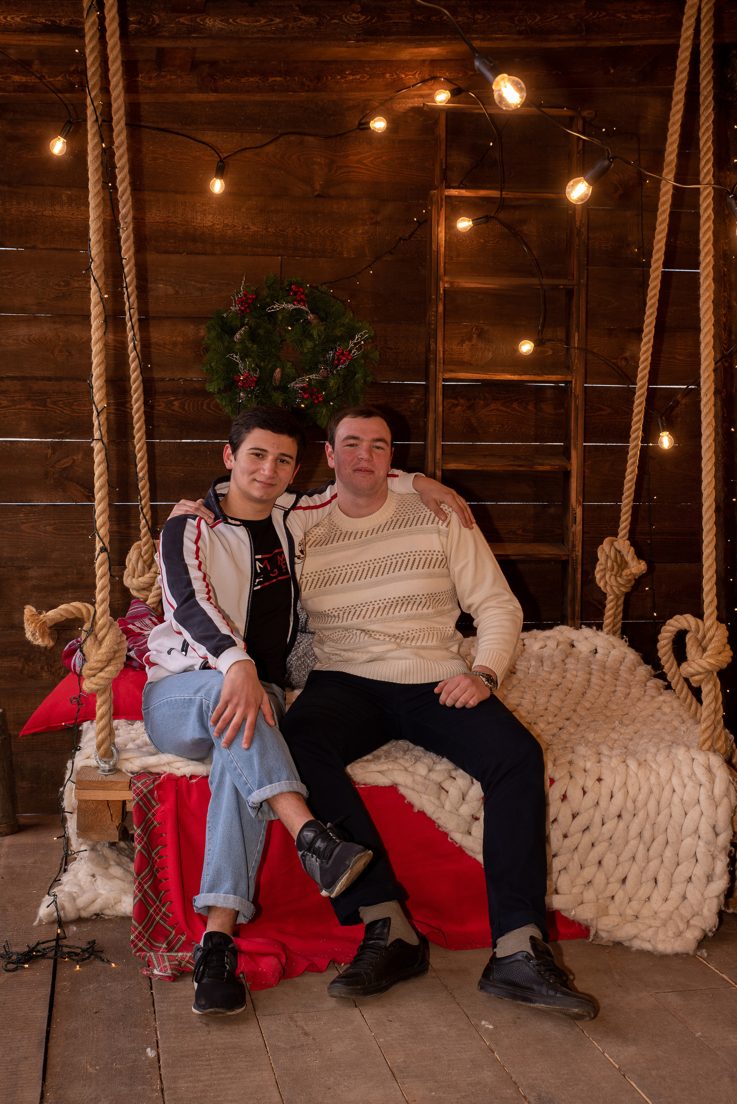 Школа п. Глубокий. Видеосьемка, фотосьемка свадеб, юбилеев, утренников в Краснодарском кр