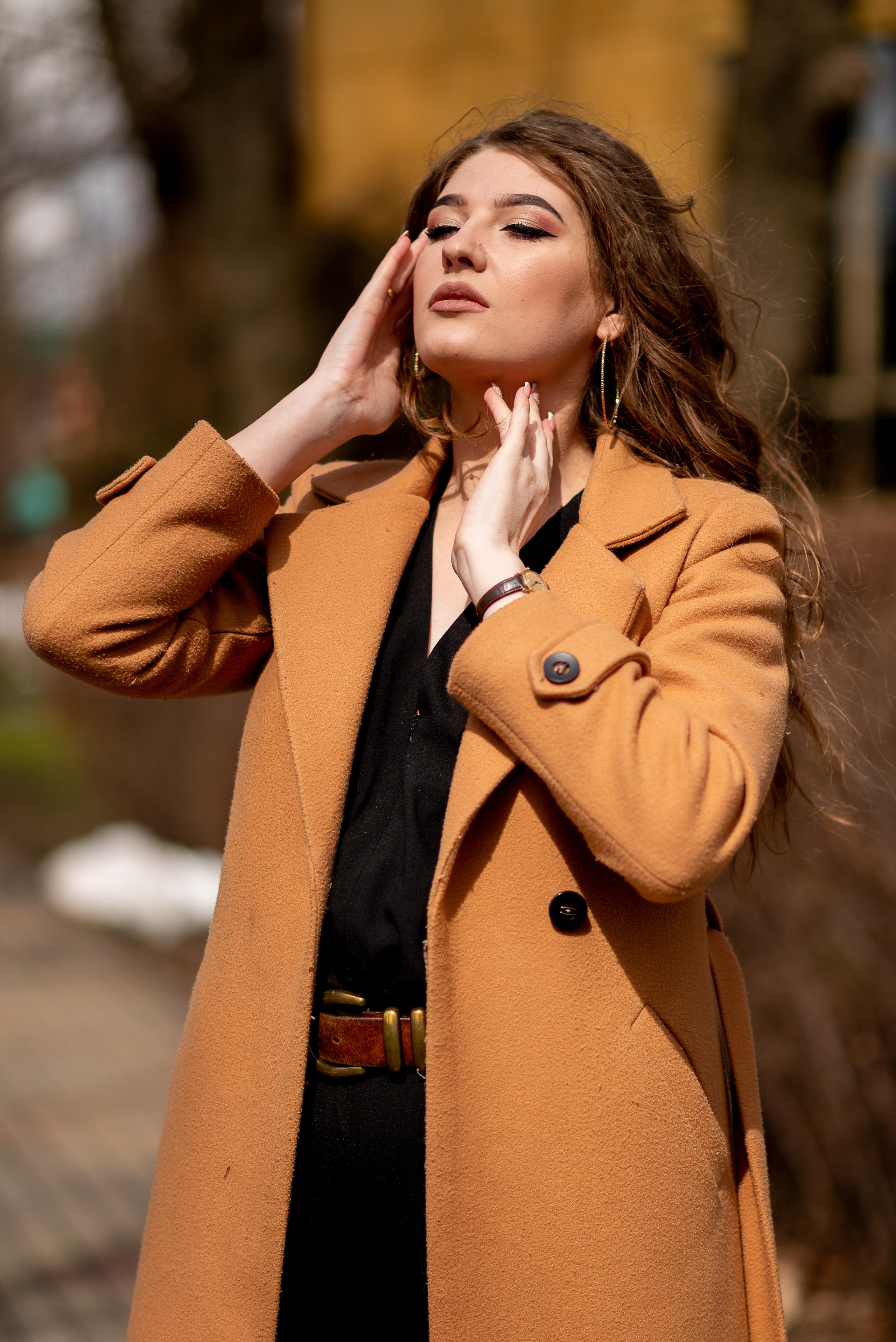 Фотосессия Алины в парке. Видеосьемка, фотосьемка свадеб, юбилеев, утренников в Краснодарском кр