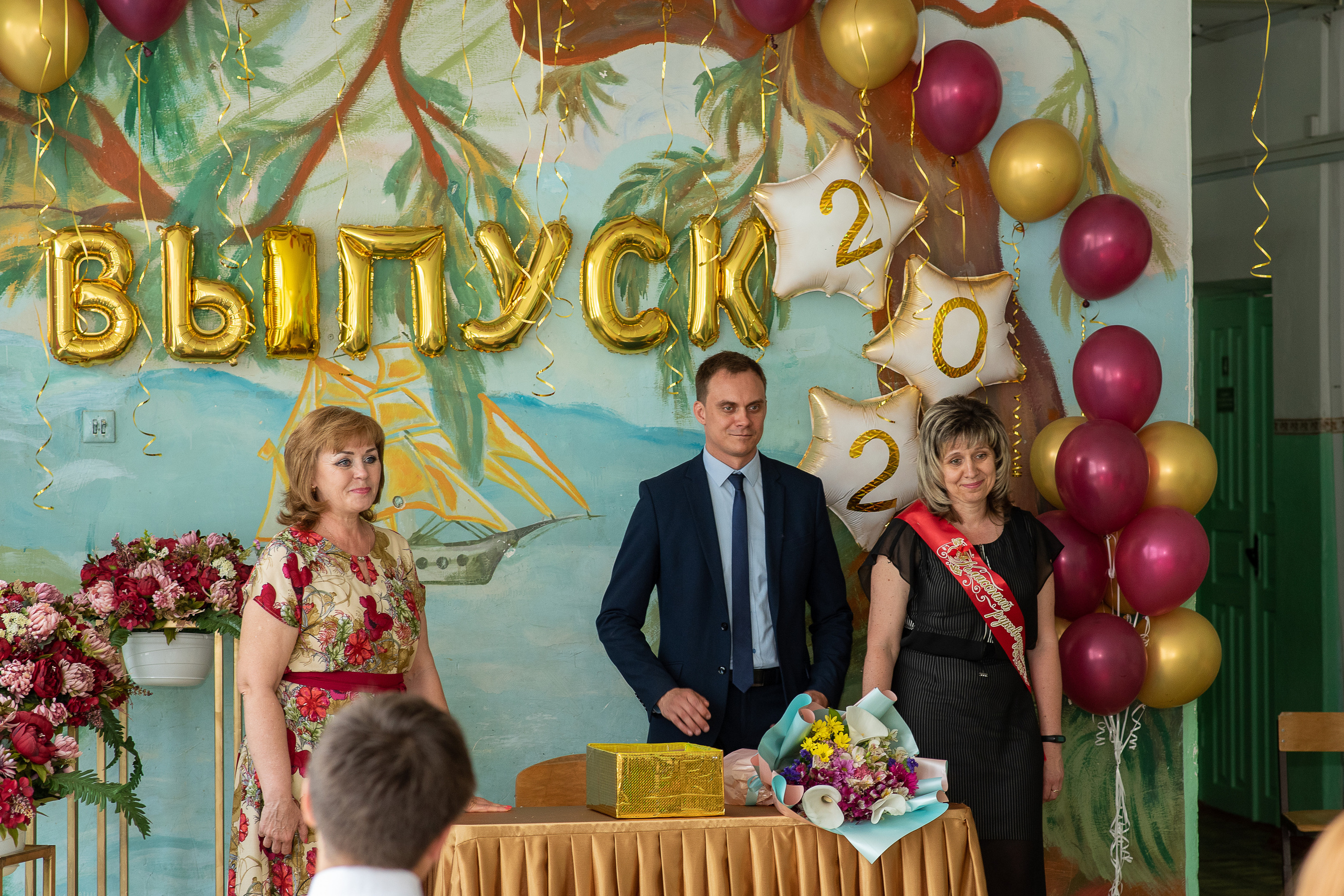 Школа п. Глубокий. Видеосьемка, фотосьемка свадеб, юбилеев, утренников в Краснодарском кр