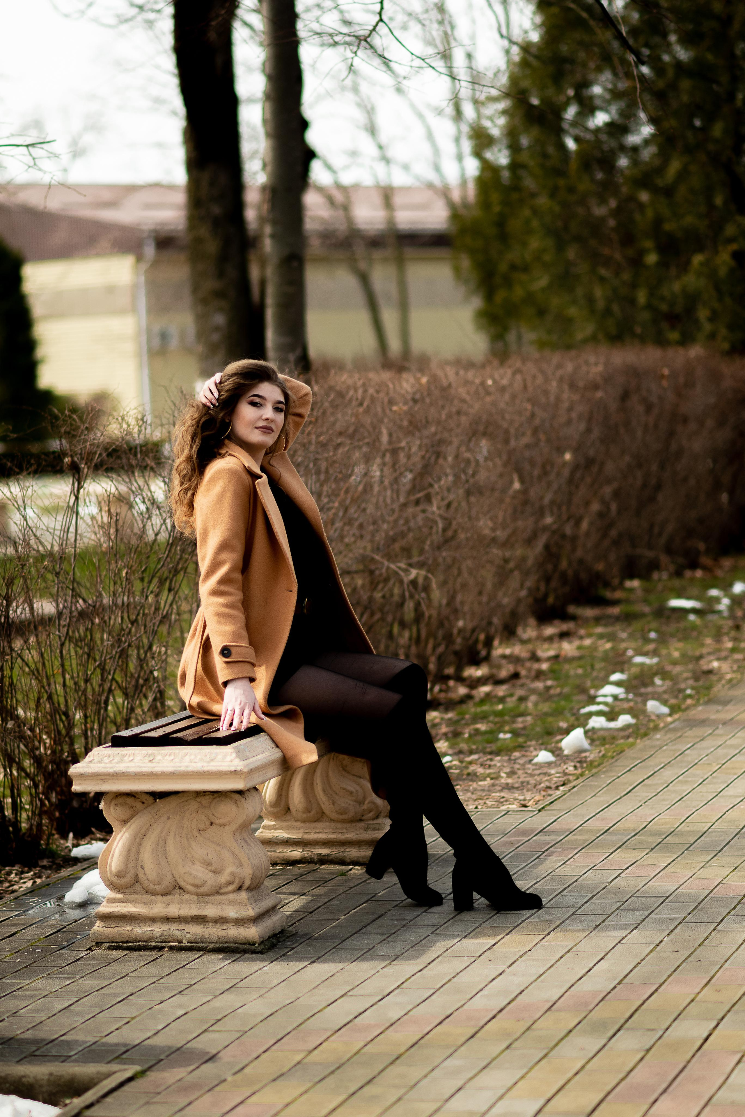 Фотосессия Алины в парке. Видеосьемка, фотосьемка свадеб, юбилеев, утренников в Краснодарском кр