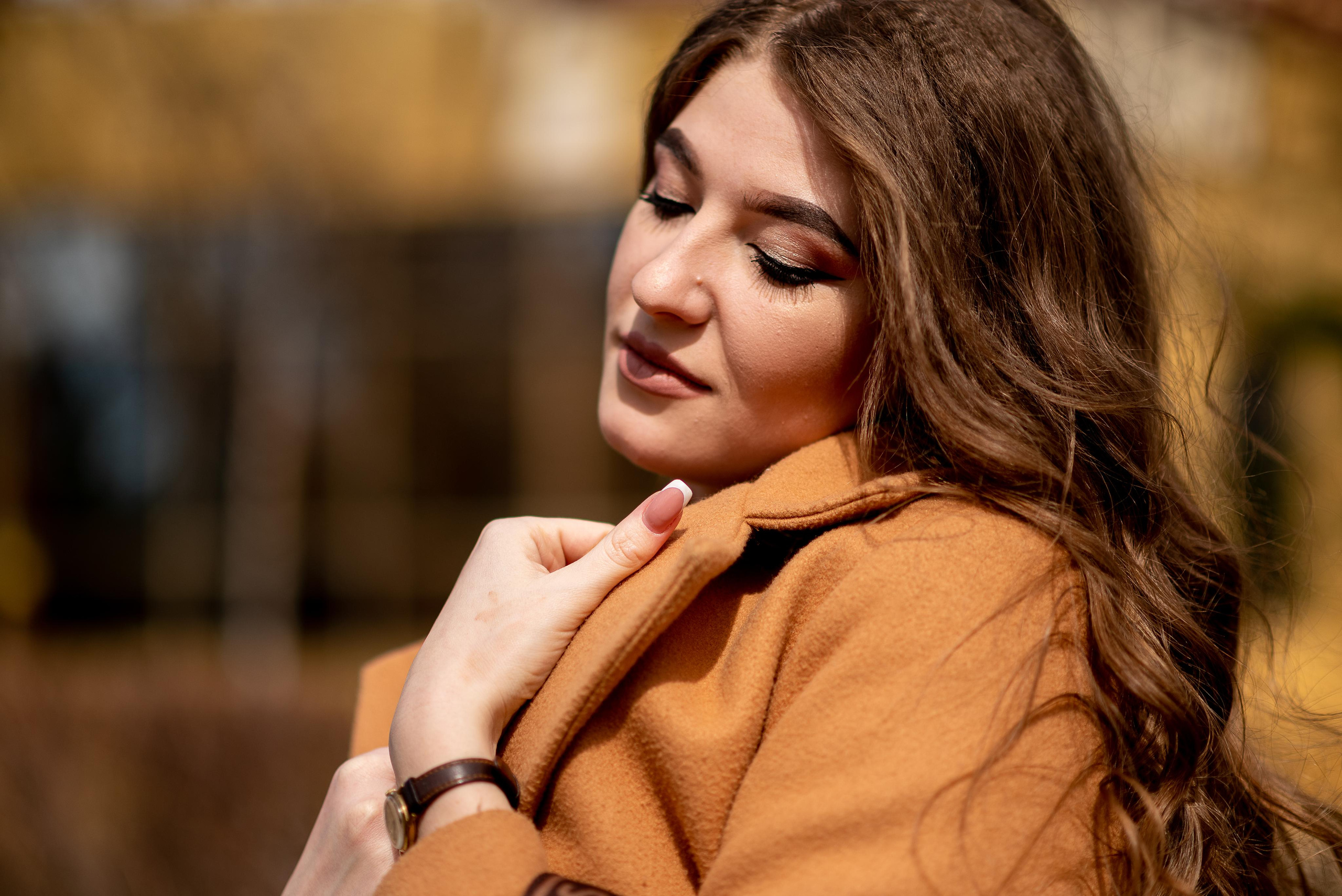 Фотосессия Алины в парке. Видеосьемка, фотосьемка свадеб, юбилеев, утренников в Краснодарском кр