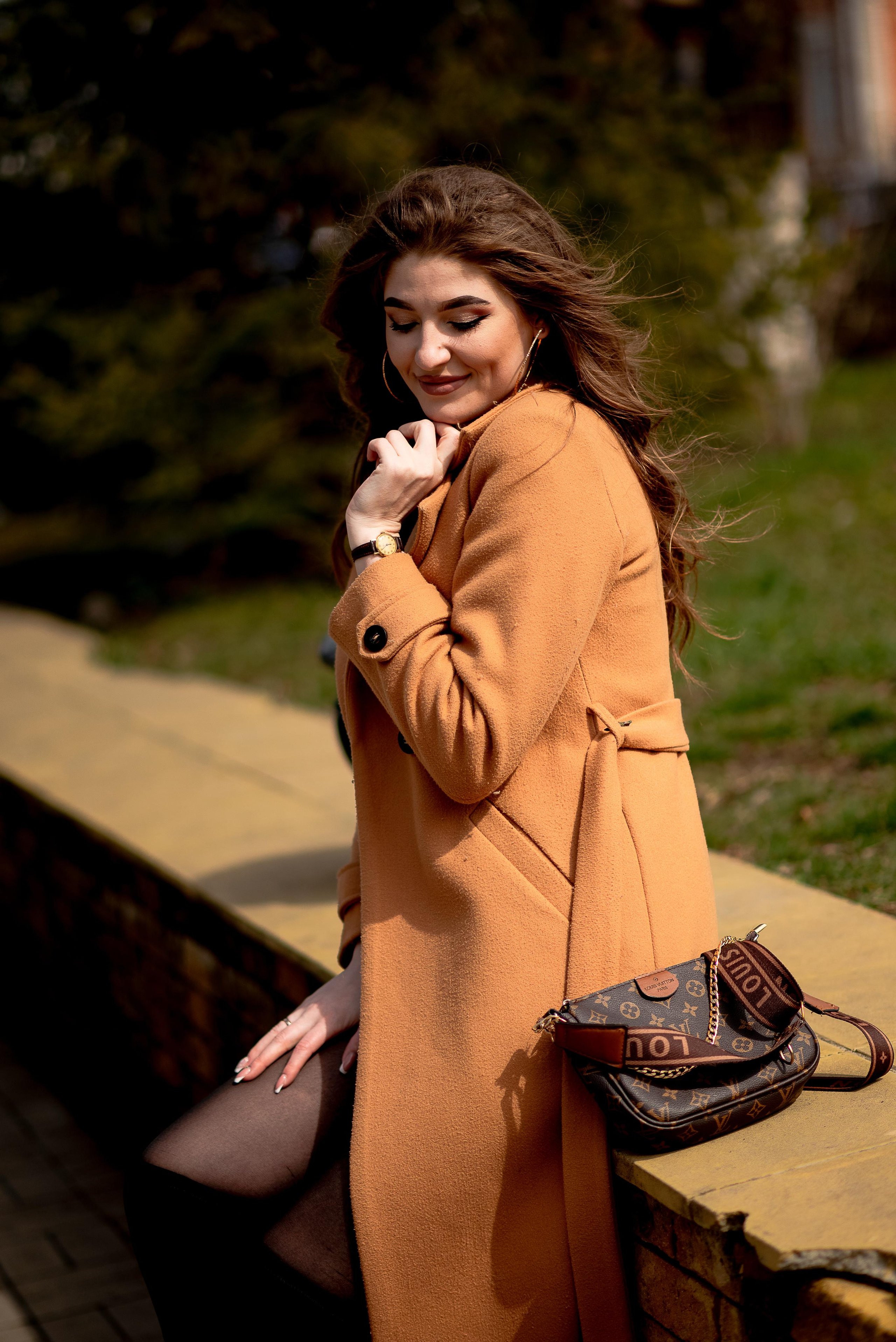 Фотосессия Алины в парке. Видеосьемка, фотосьемка свадеб, юбилеев, утренников в Краснодарском кр