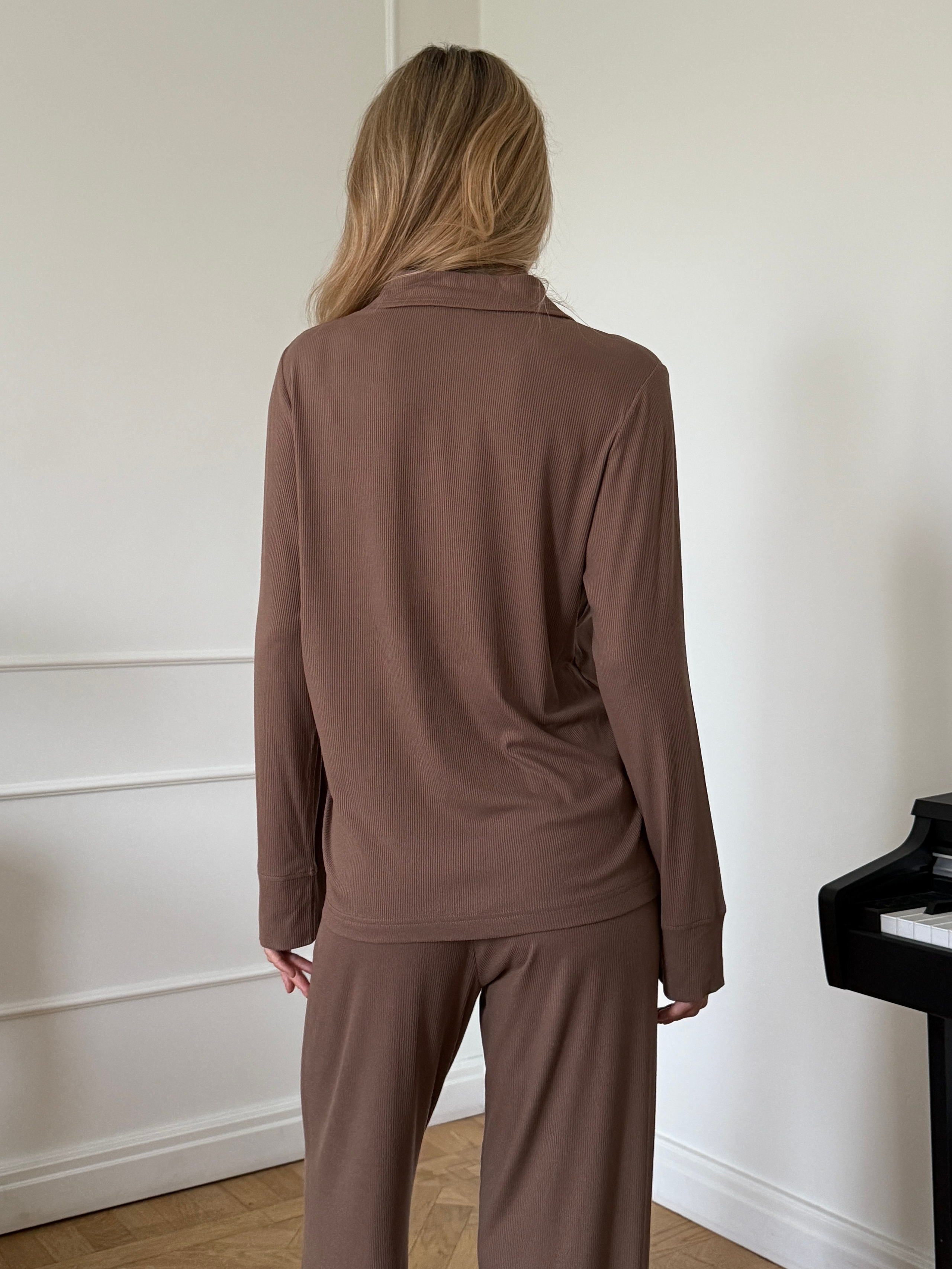 OuMoona. Фотограф для брендов и индивидуальных фотосессий в Москве