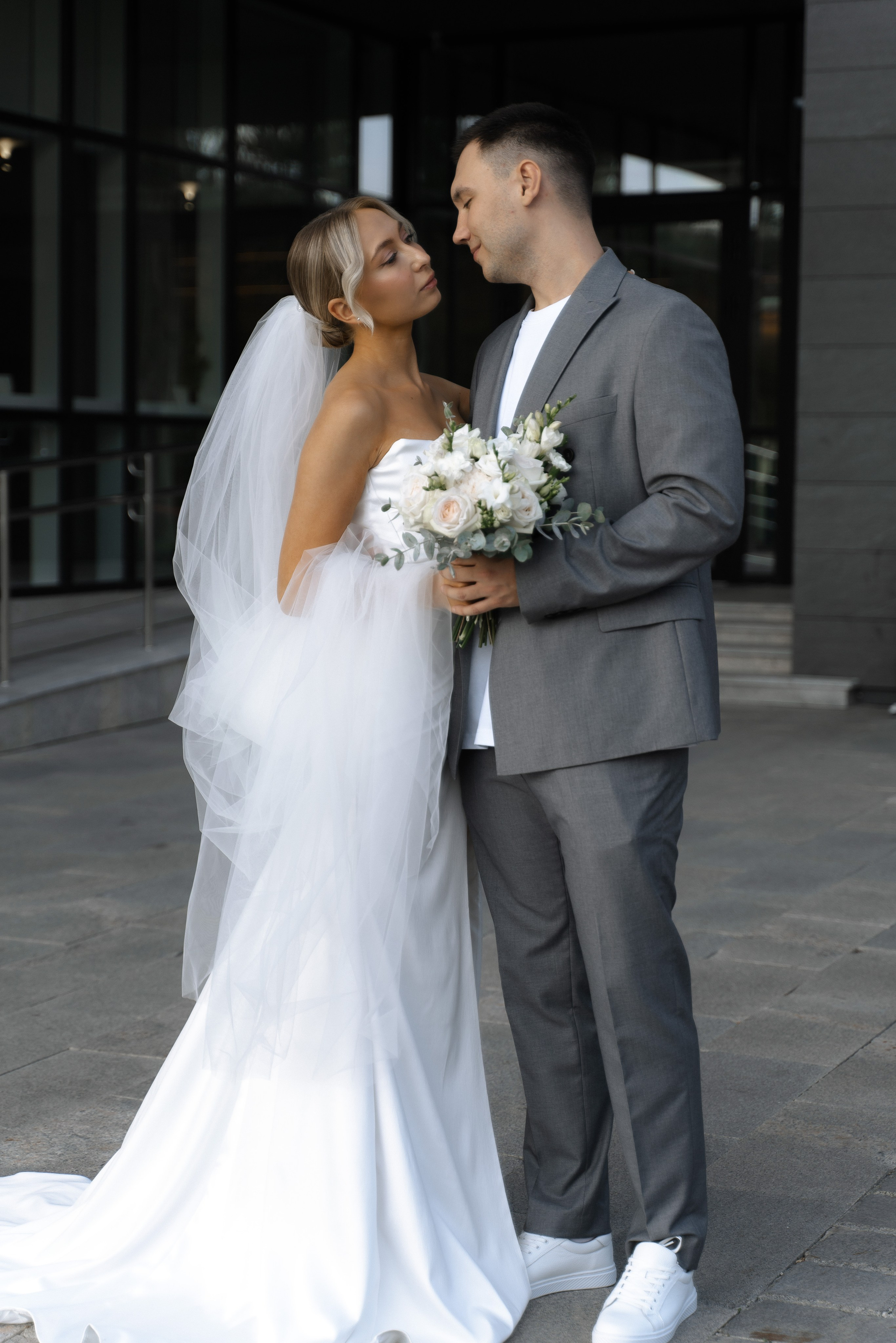 Денис и Виолетта. Свадебный фотограф Анастасия Хабарова в Новоуральске и Екатеринбурге