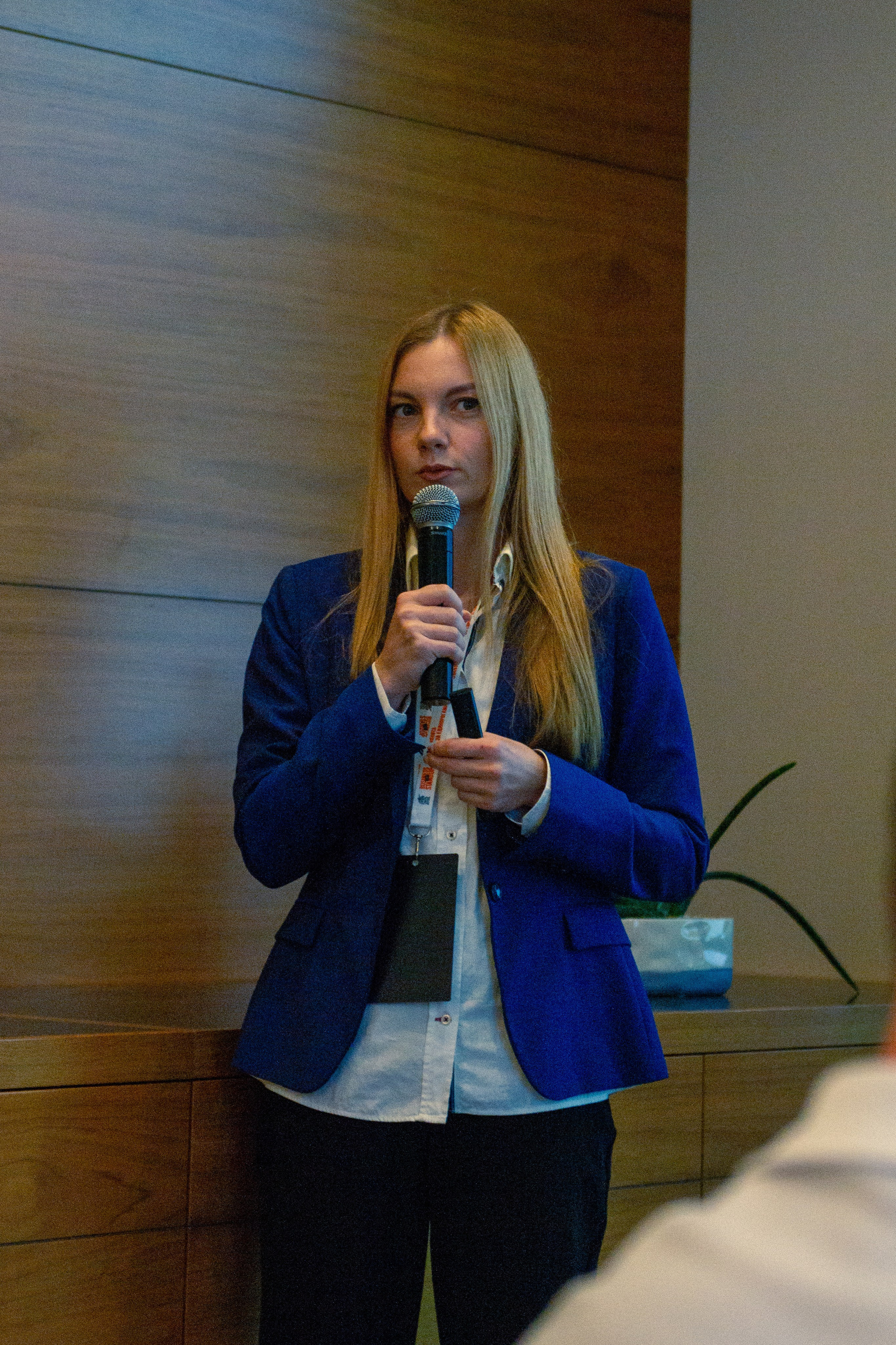 Тур Оскара Хартманна «Охота за единорогами». Дарья Терещук — репортажный фотограф в Минске