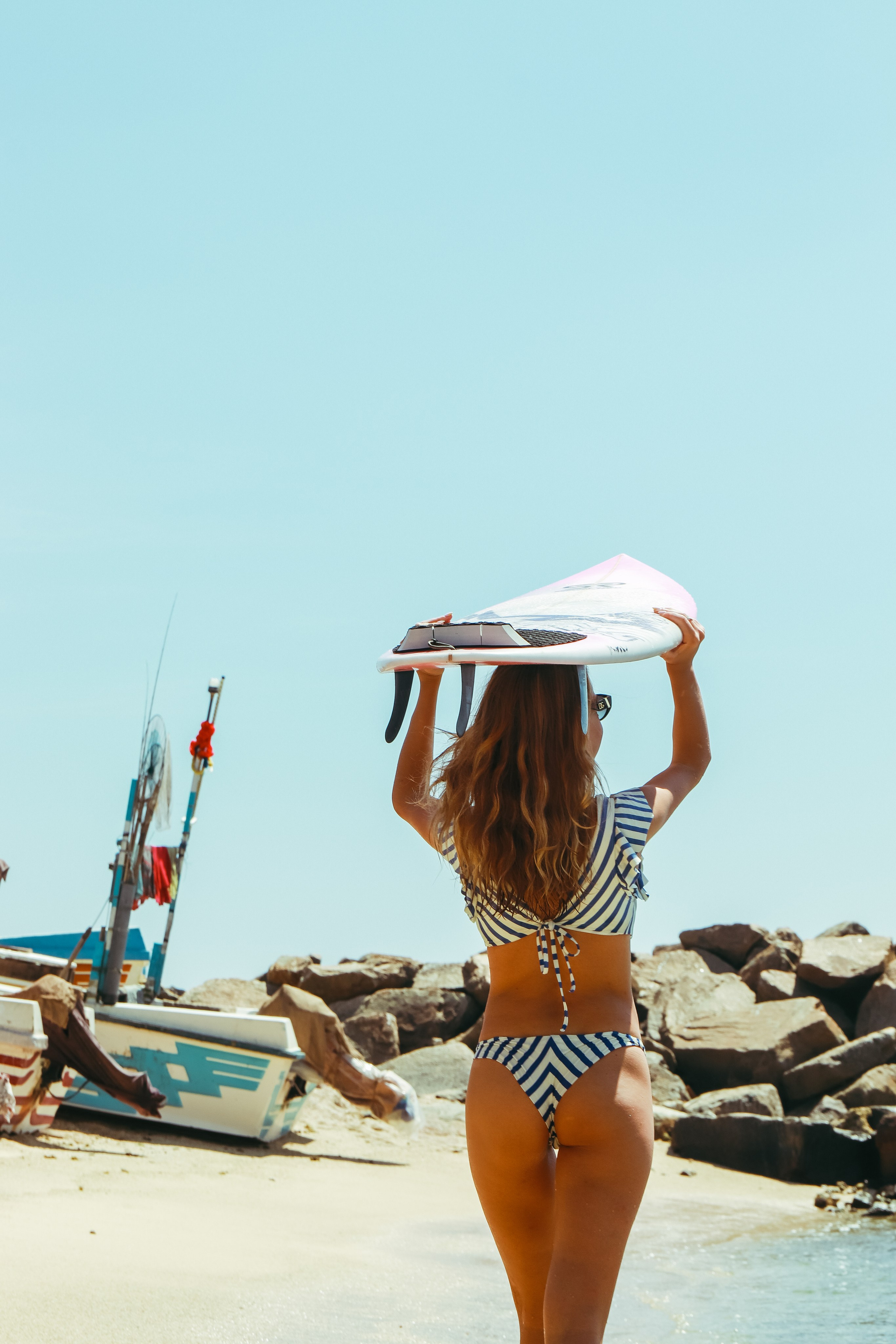 «Love Story с серфом в Ахангаме | Романтическая съемка с доской 7BDSurf. Фотограф на Шри-Ланке