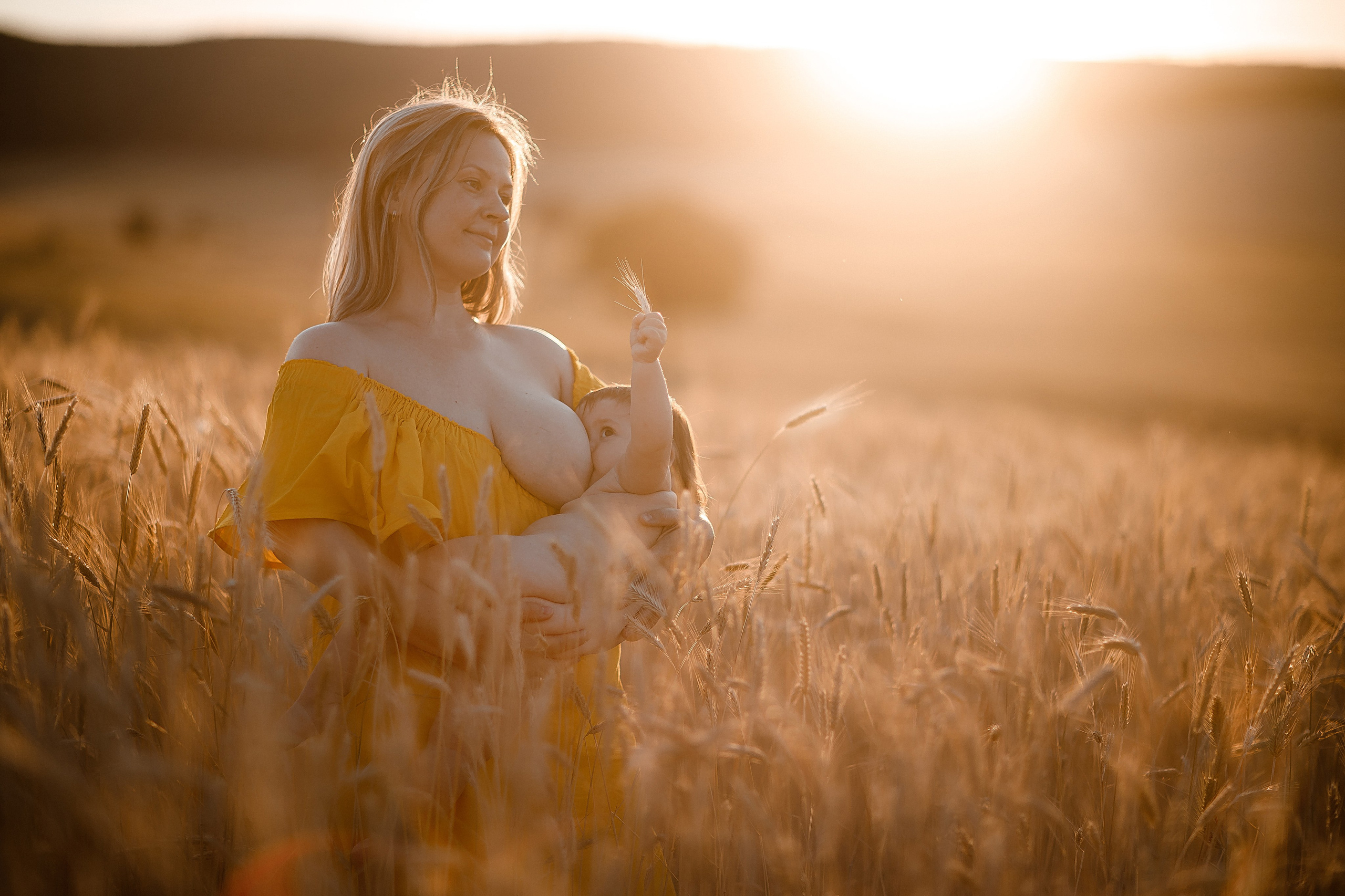 Грудное кормление. Фотограф материнства и таинства кормления Екатерина Кузьмин