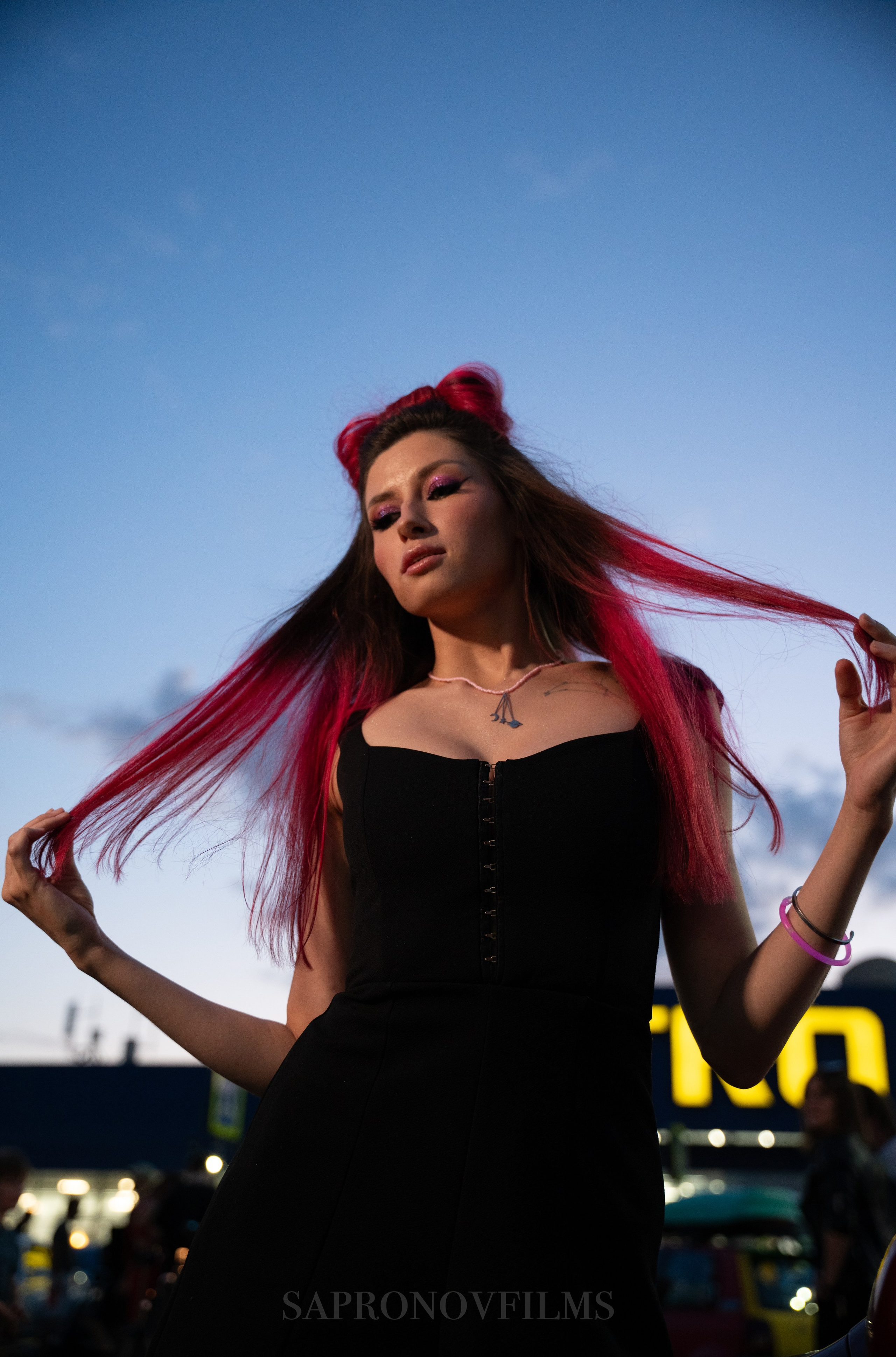 PEOPLE. SAPRONOVFILMS