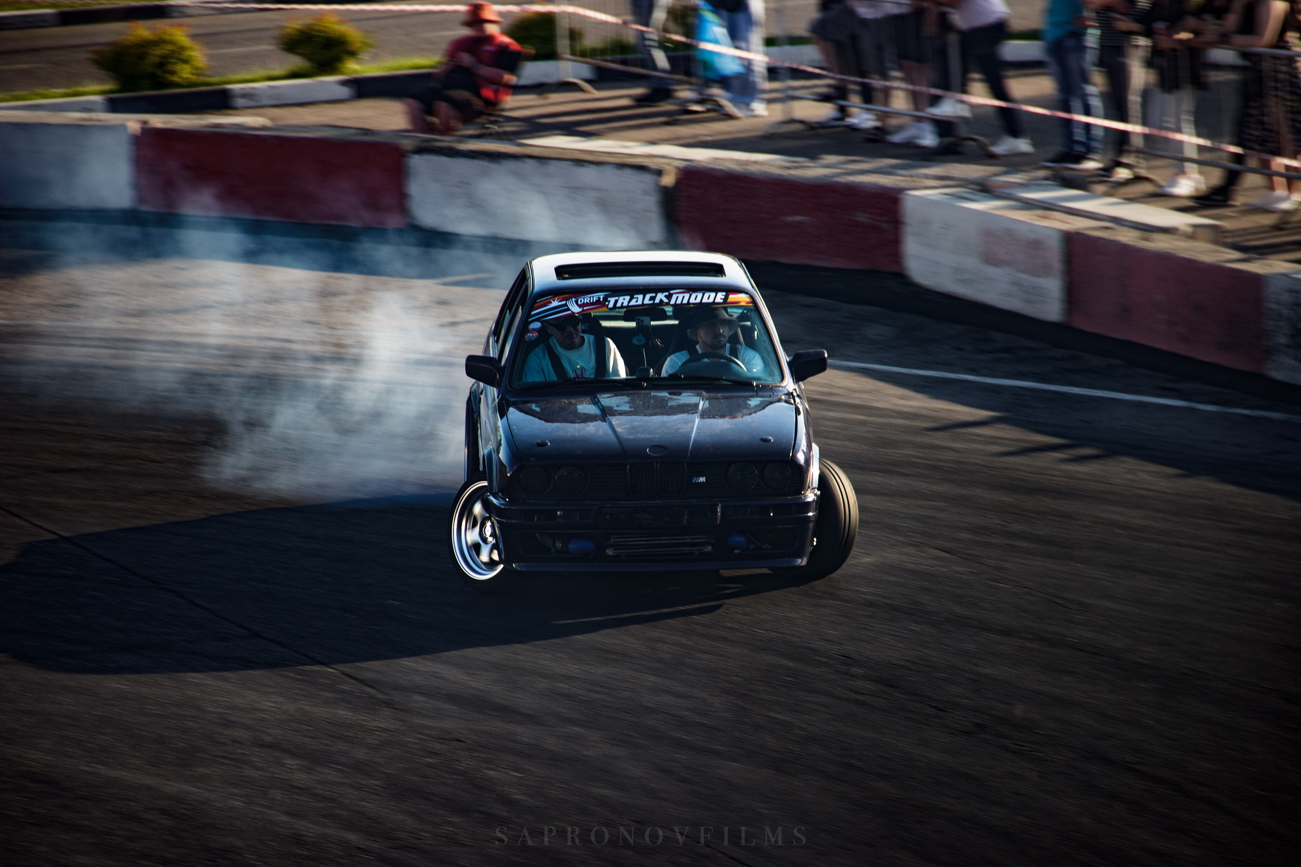 AUTOSPORT. SAPRONOVFILMS