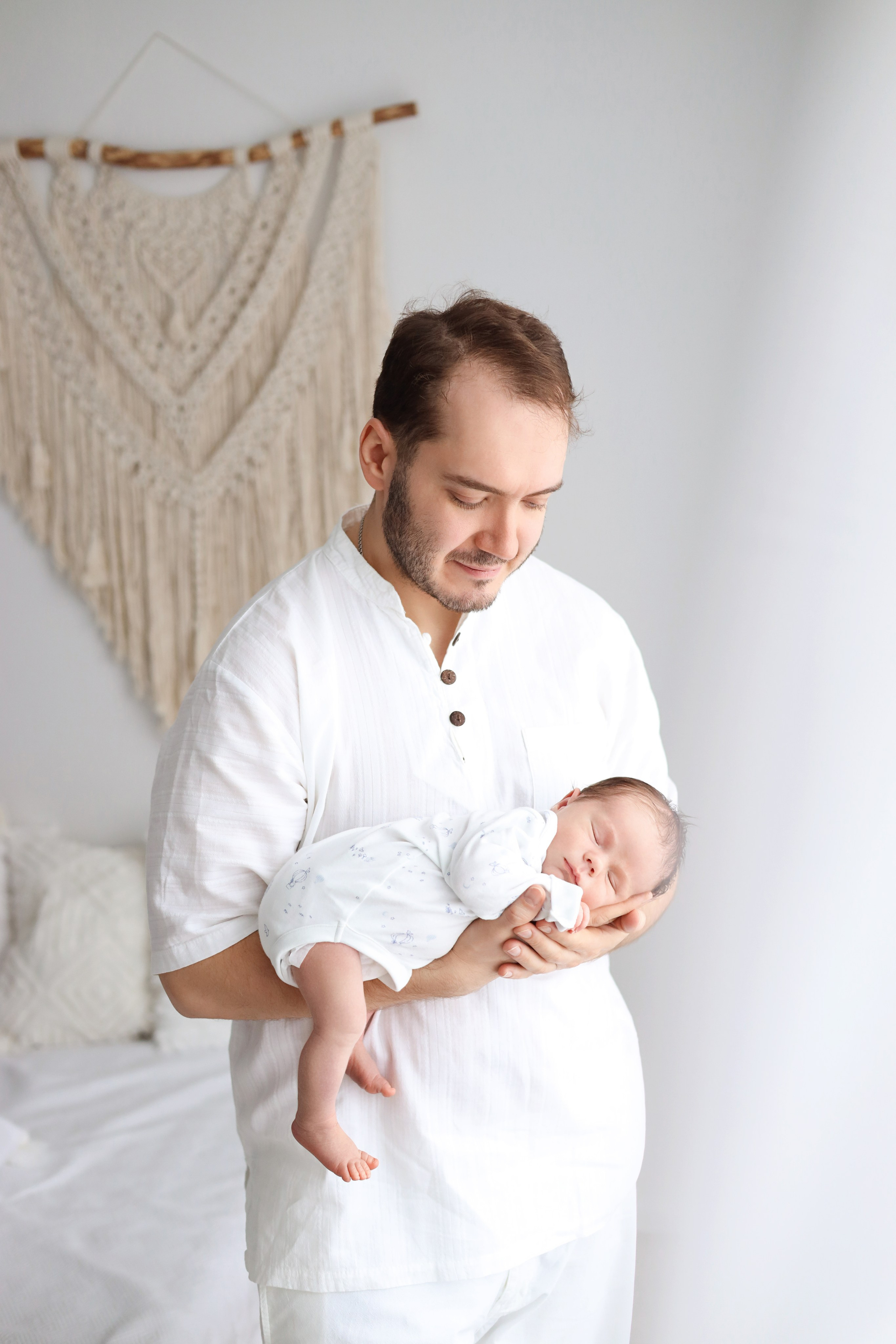 Фотосъемка новорожденного в Москве в натуральном стиле. Фотограф новорожденных Москва. Ньюборн фотограф Москва