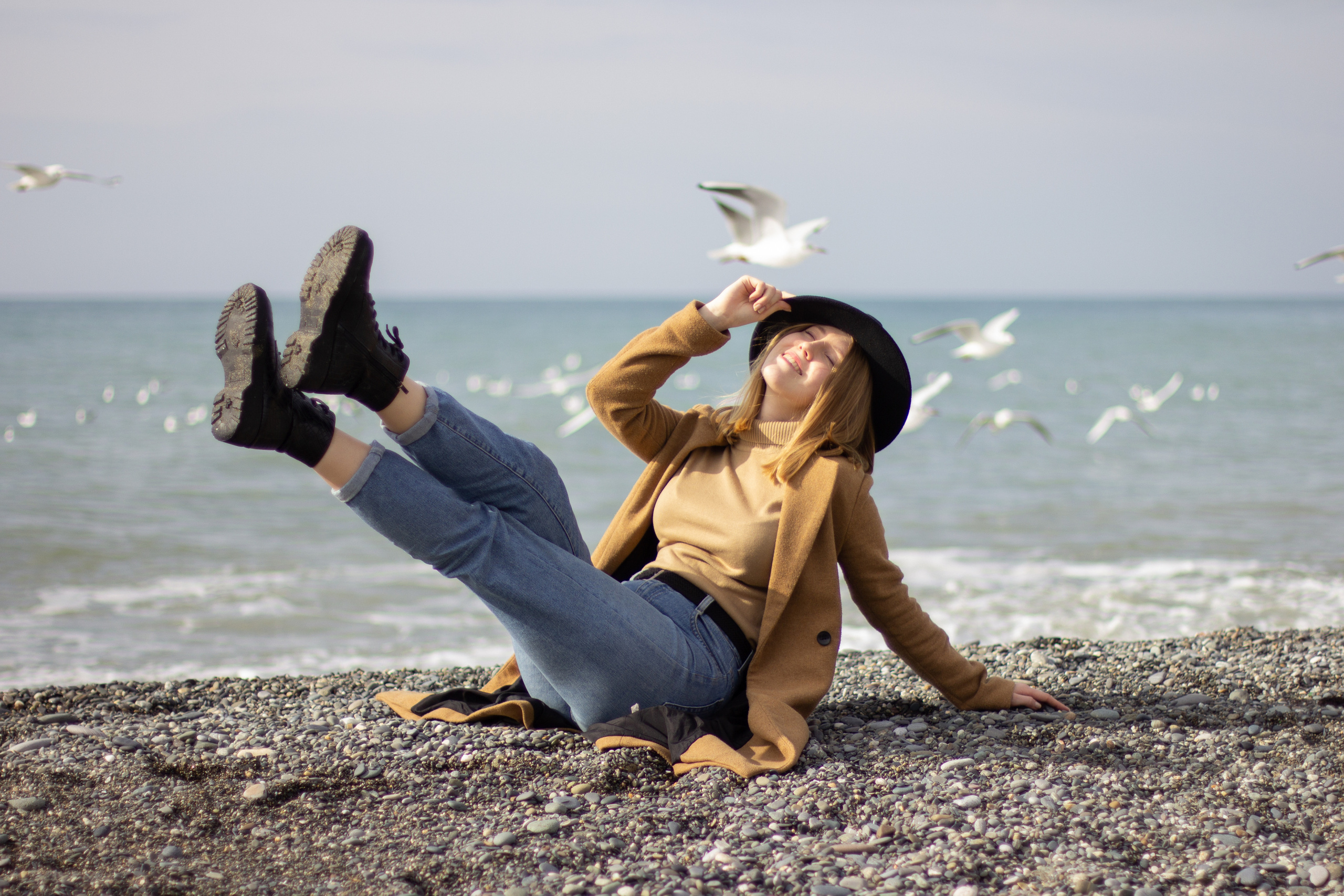 На море с чайками. Фотограф в Краснодаре