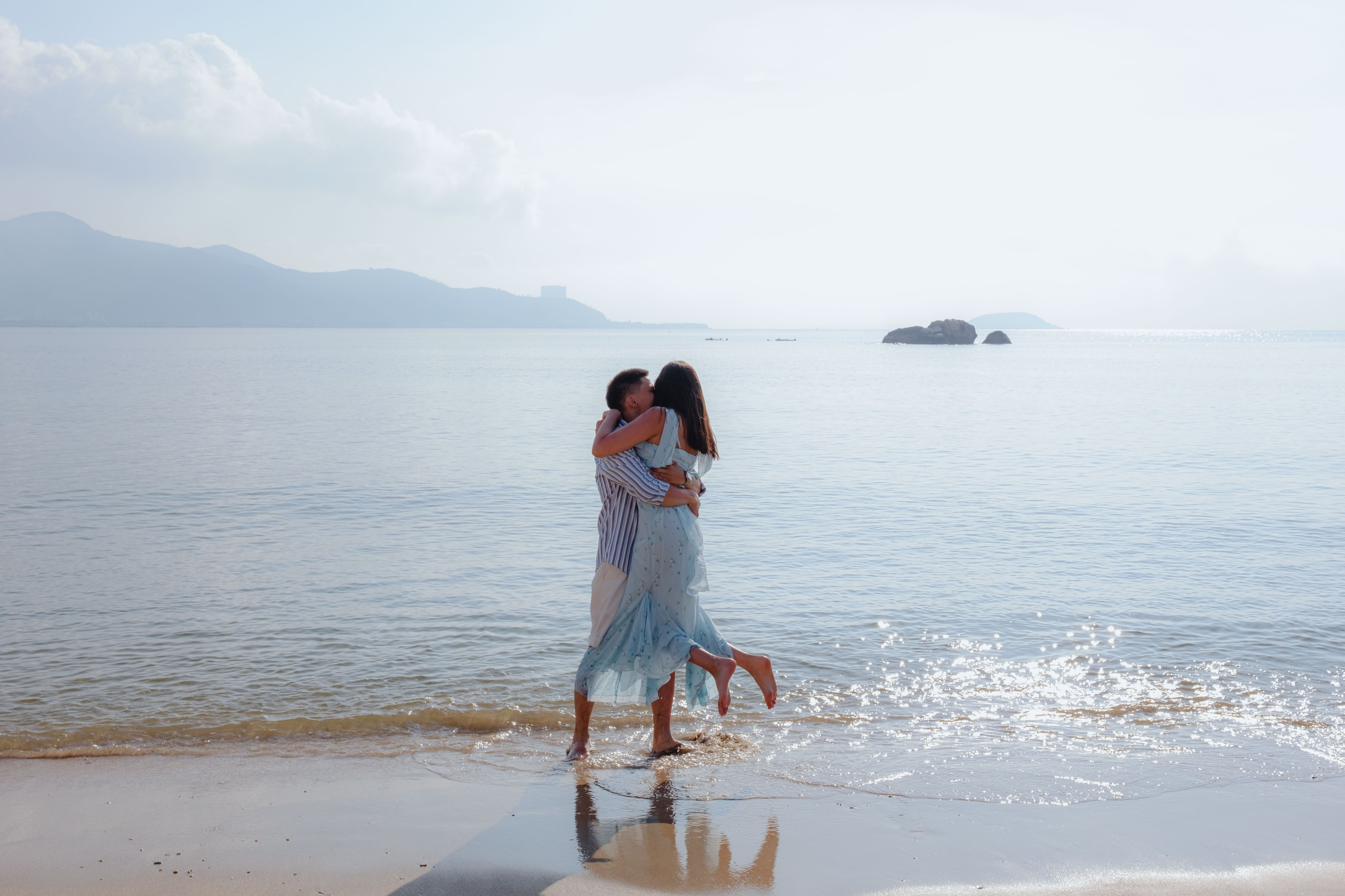 "She said YES!". Portrait photographer Nha Trang | Julia Meshanina