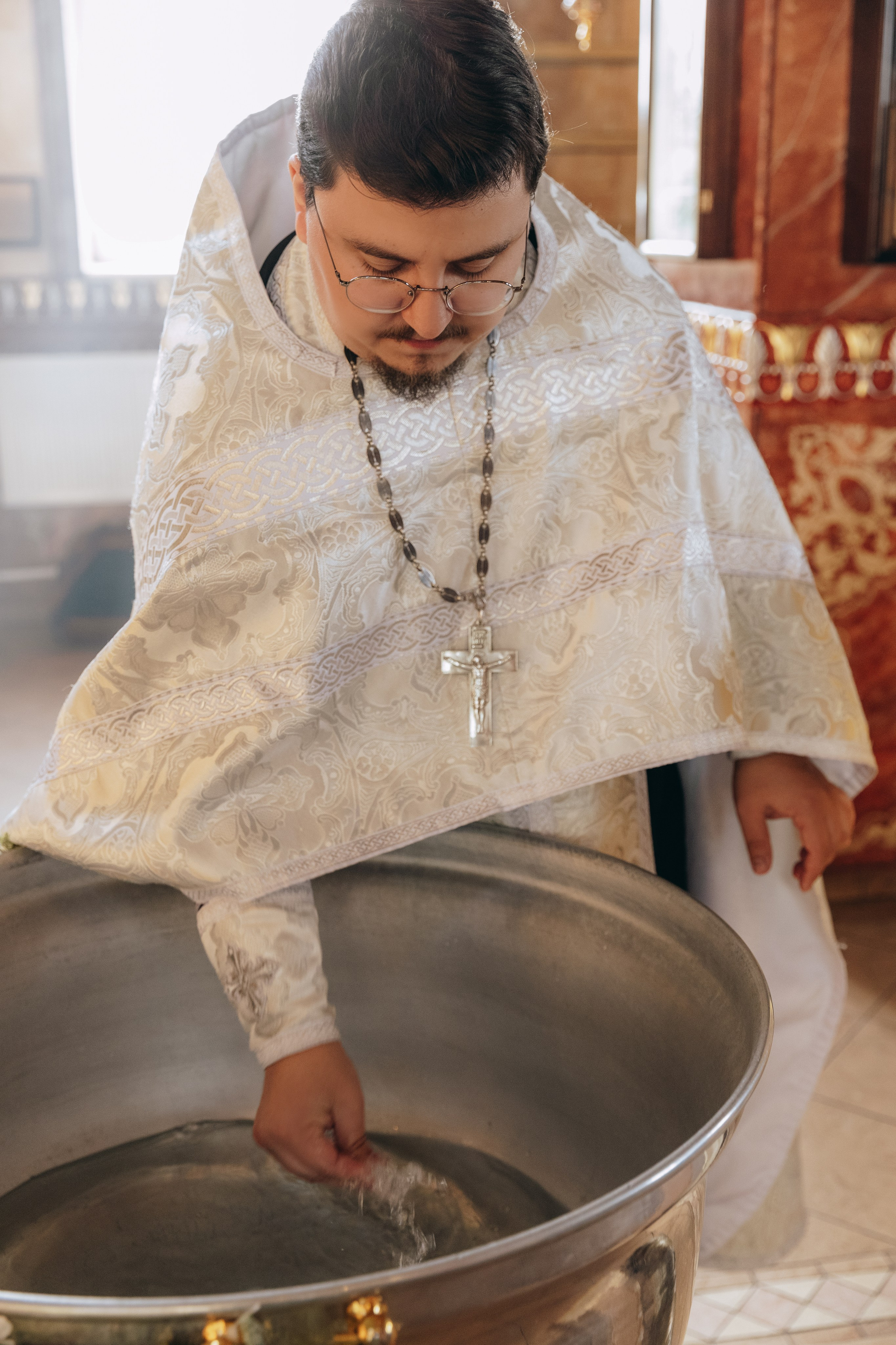 Храм Святого Великомученика Георгия Победоносца. Семейный и портретный фотограф в Москве, Орехово-Зуево, Балашихе, Ногинске, Раменском