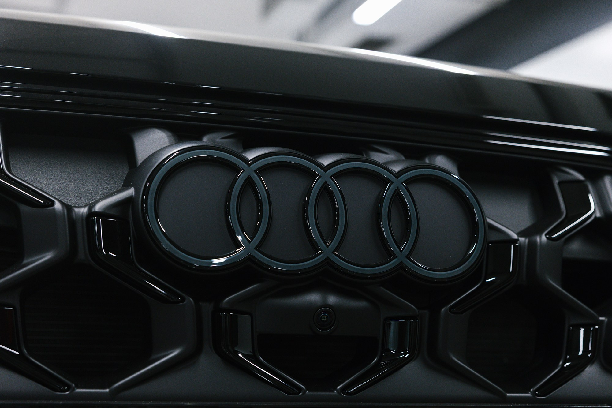 Audi Q5 Sportback 40 TFSI 2.0 quattro S tronic (204 л. с.). Автосалон «Х-Авто»