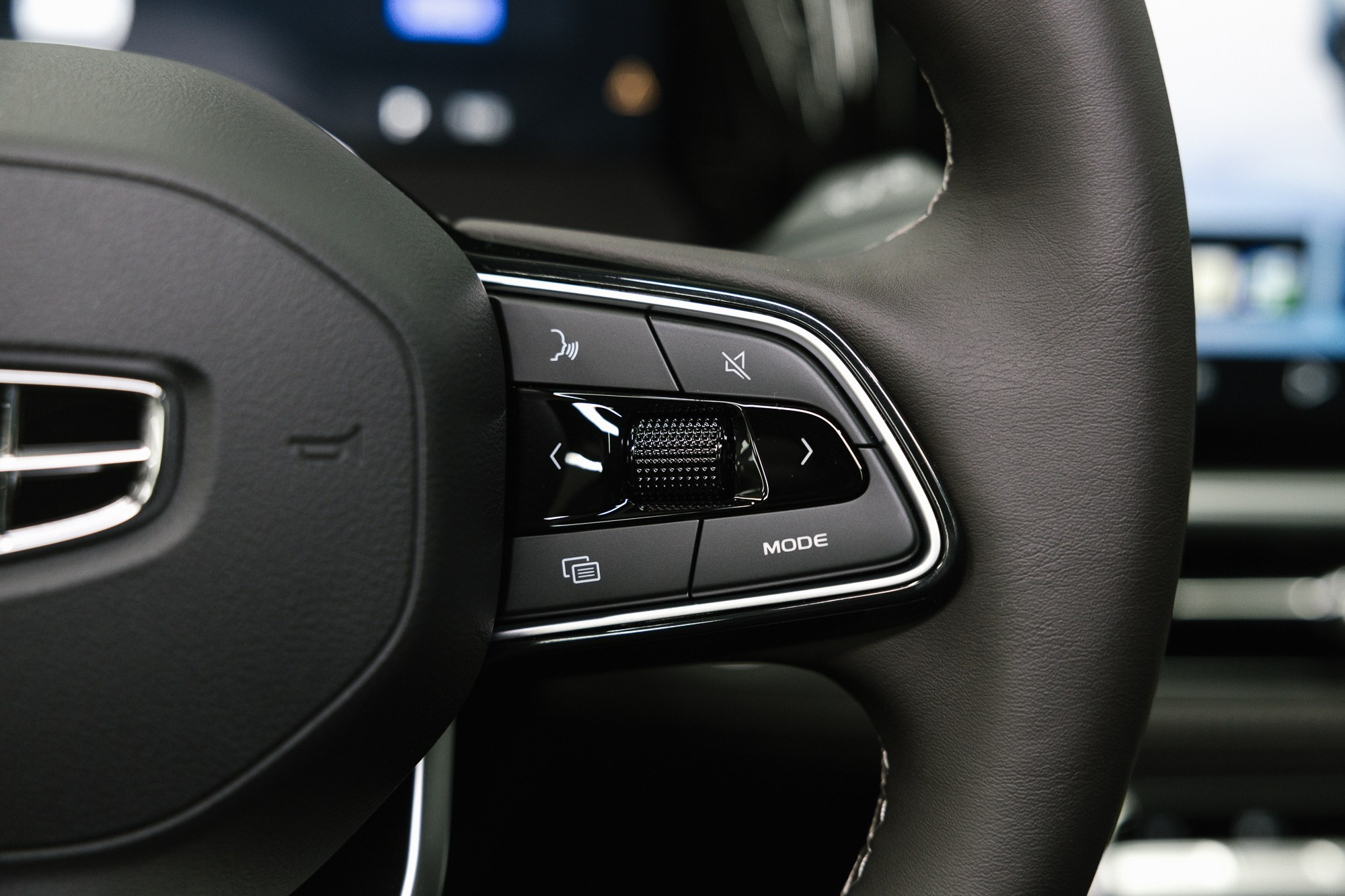 Geely Monjaro 2.0 4WD AT (238 л. с.). Автосалон «Х-Авто»