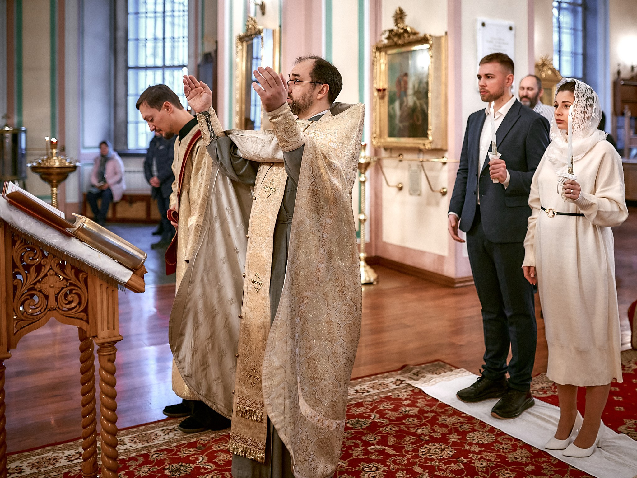 Венчание Артёма и Екатерины | Владимирский собор. Свадебный фотограф в Санкт-Петербурге Славин Денис