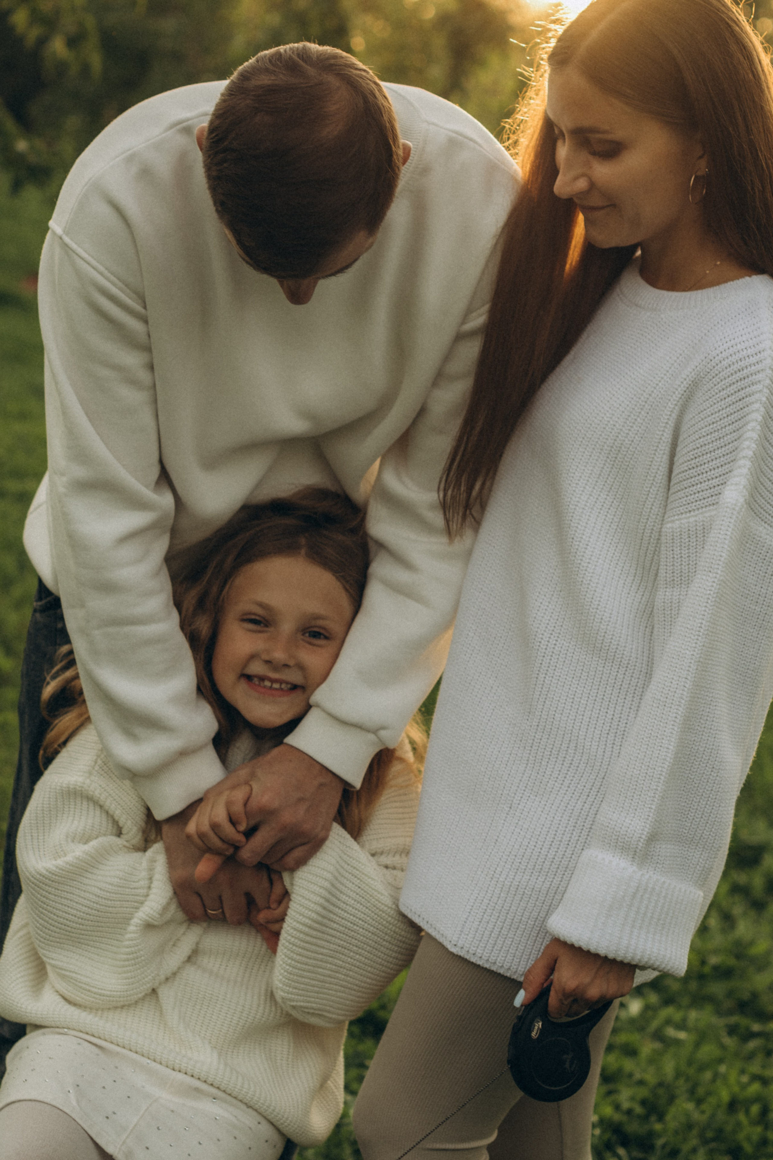 В яблоневых садах. Гаврилова Настя семейный фотограф lifestyle в Москве