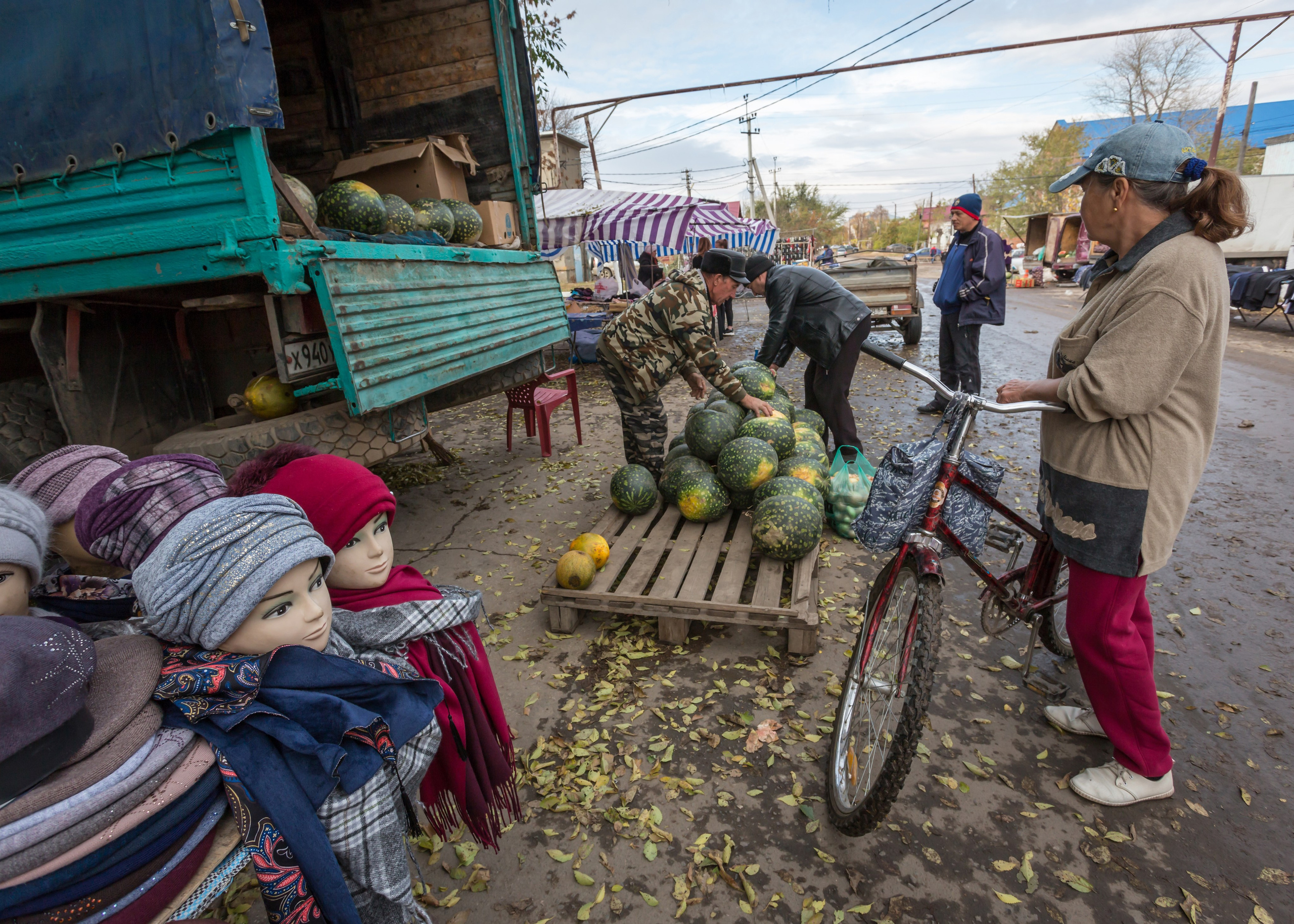 ХВАЛЫНСК: ГОРОД НА ДНЕ МОРЯ. Контакты