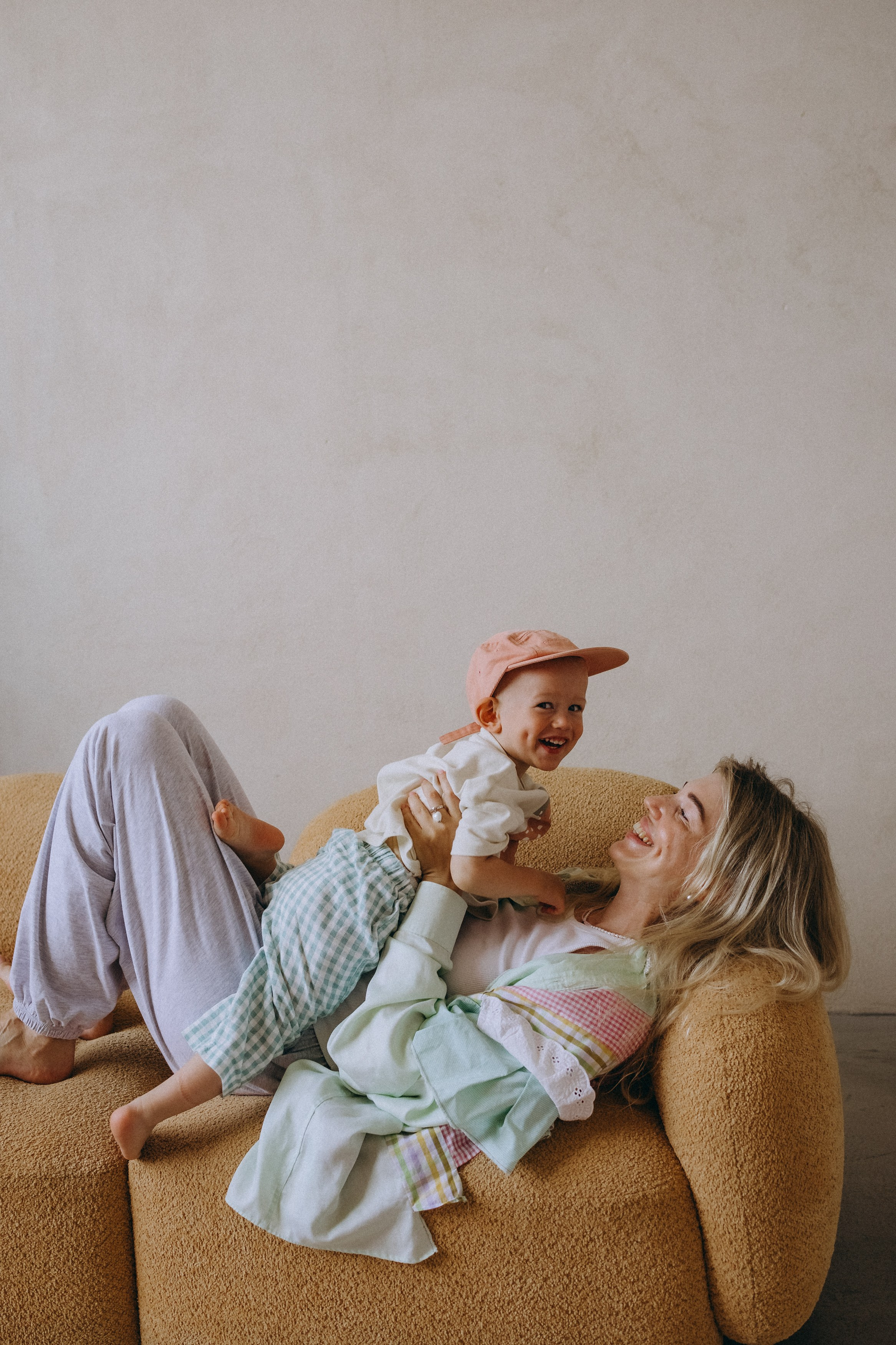 Анита и Лукьян. Главная