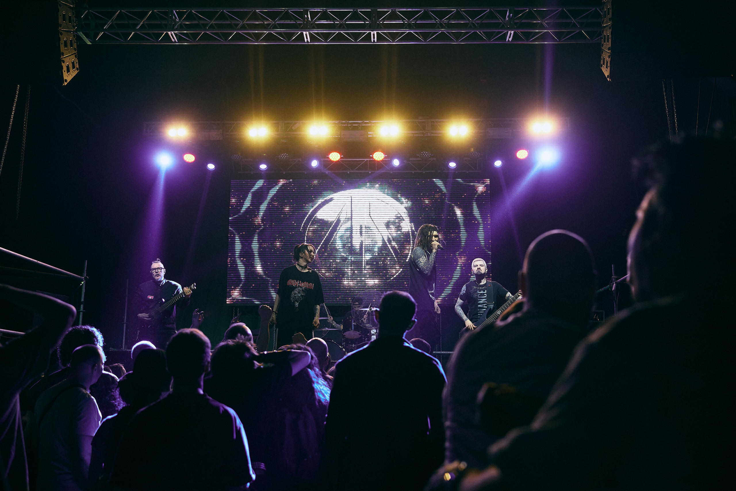 СЛОТ. Концертный фотограф в Перми, Москве и Екатеринбурге Максим Шибаков