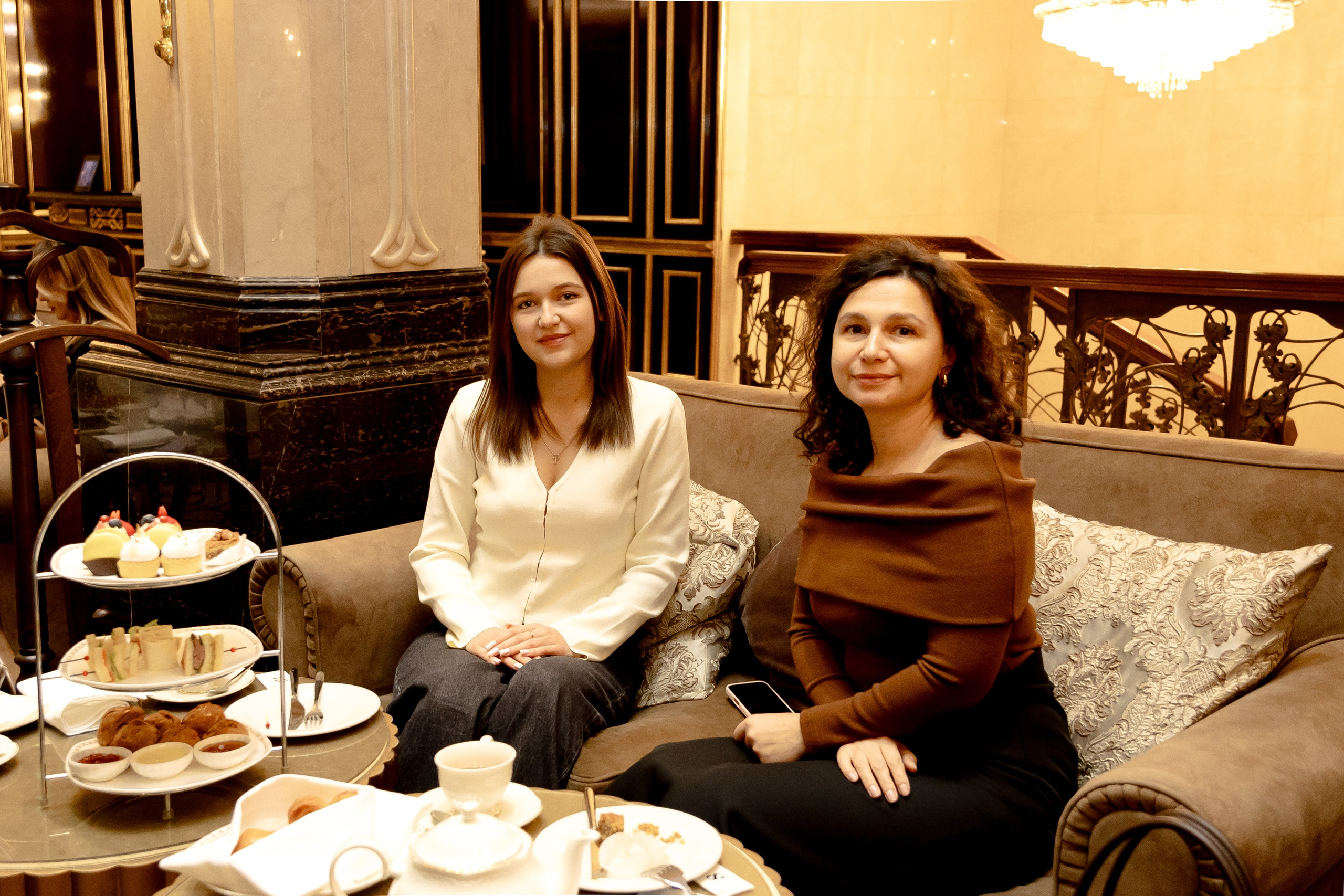 Чайная церемония в отеле «ST REGIS MOSCOW». Свадебный/Портретный фотограф снимаю в Москве