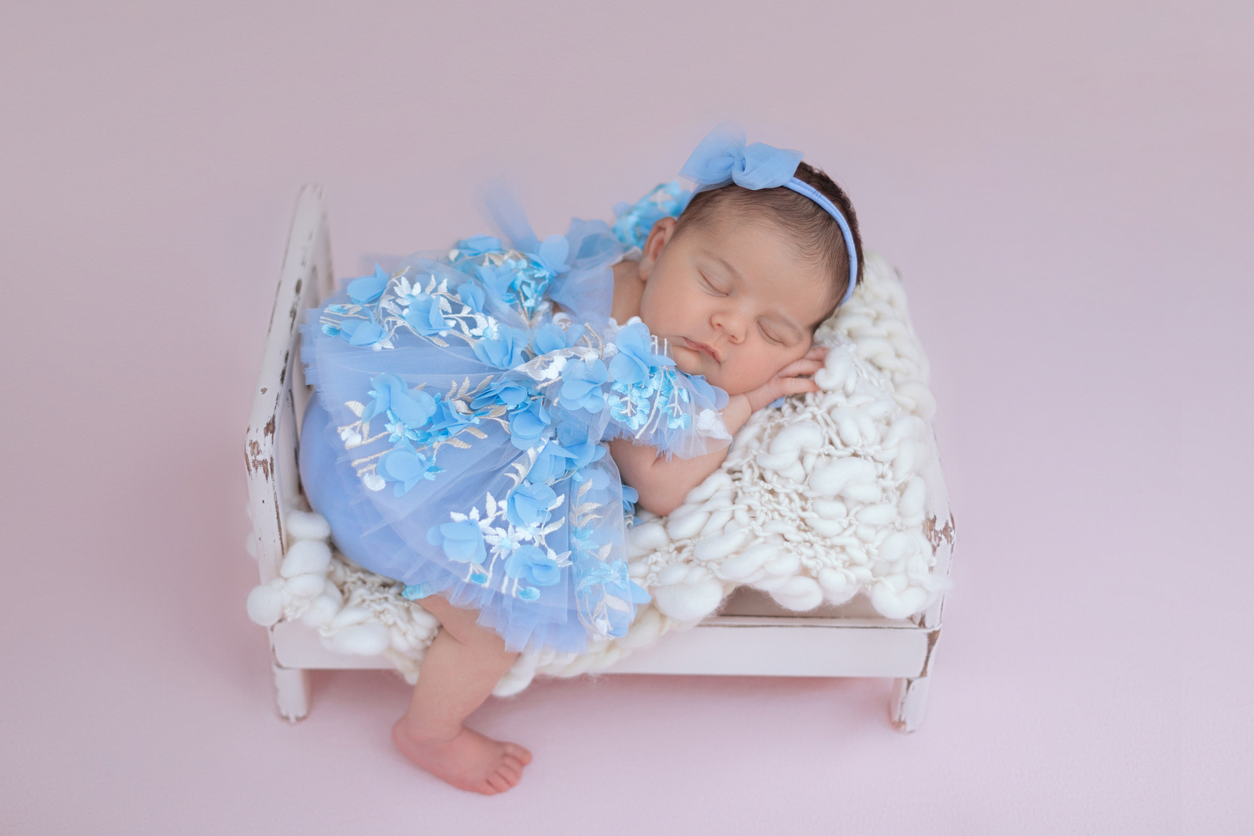 Фотограф новорождённых Псков