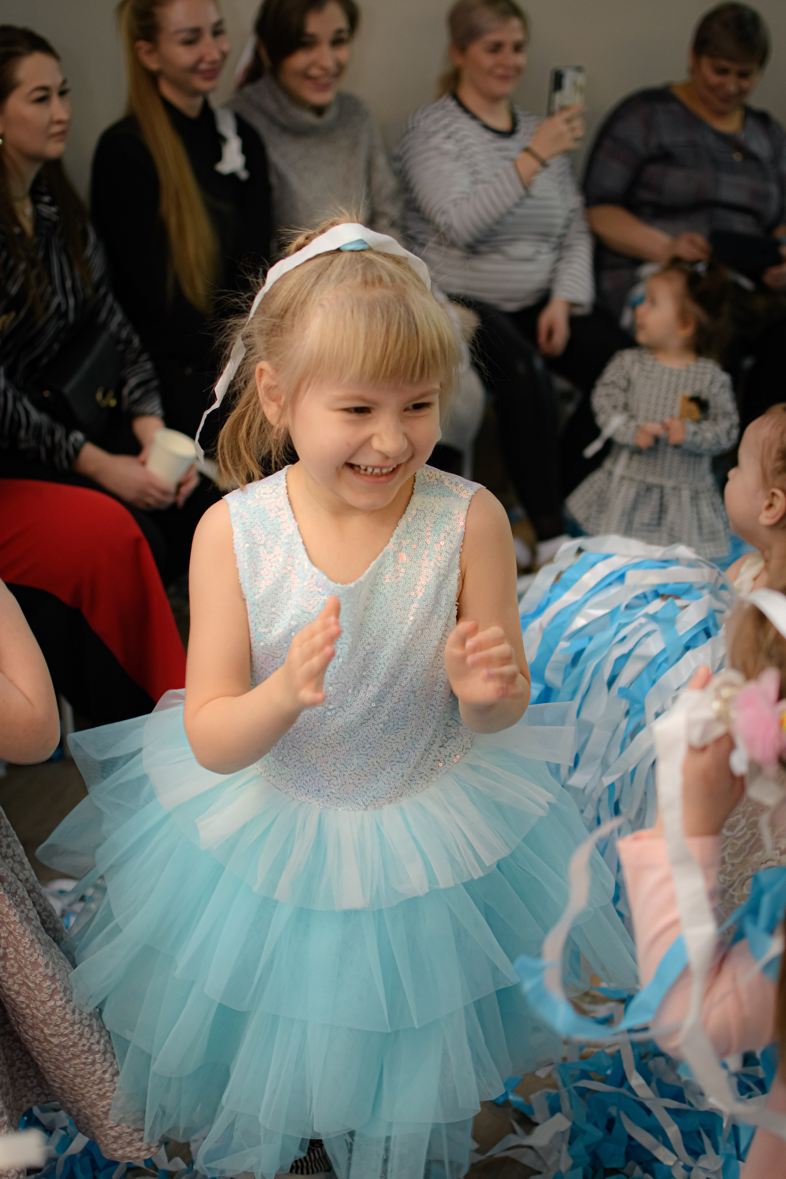 HAPPY NEW YEAR. Photokarish