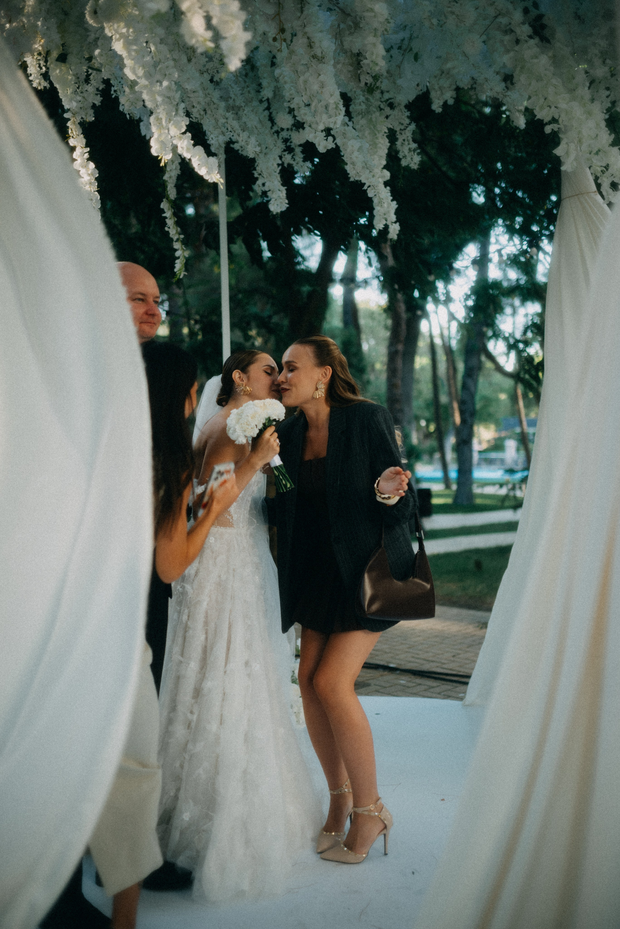 Александр и Виктория | Полный свадебный день. Выступала в качестве второго фотографа. Фотограф Санкт-Петербург, Новороссийск