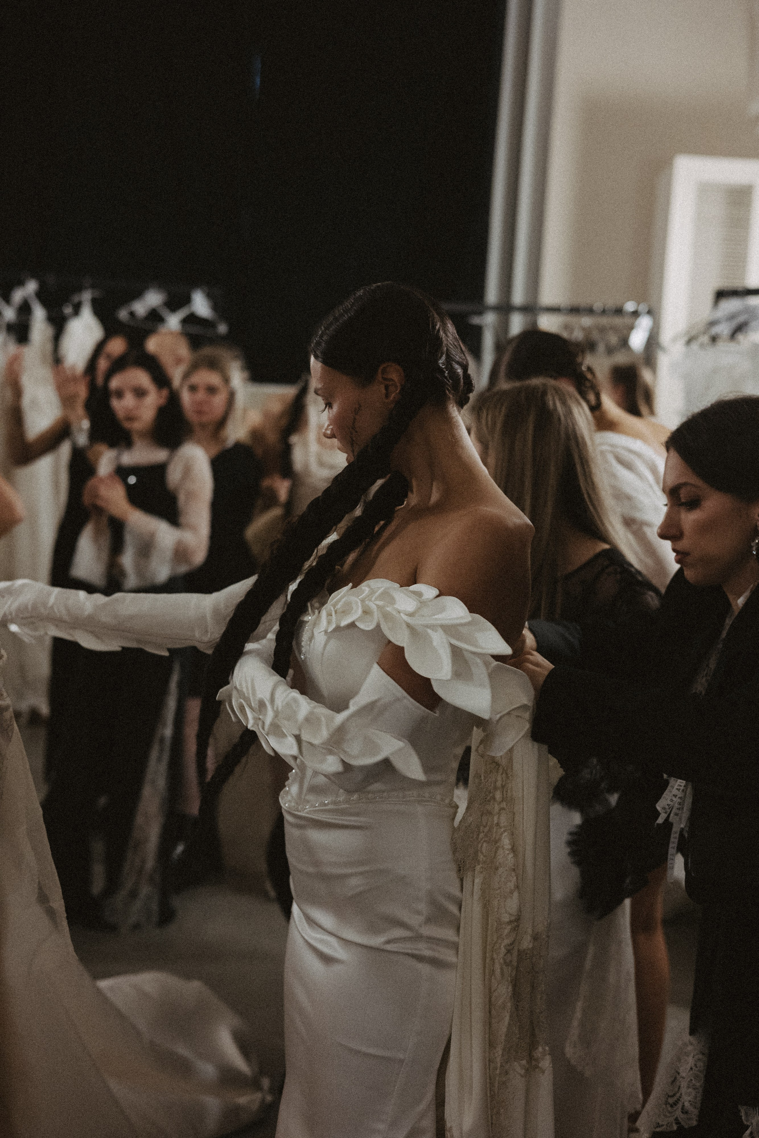 Rara Avis Fashion Show 2026. Fusion Wedding Photographer