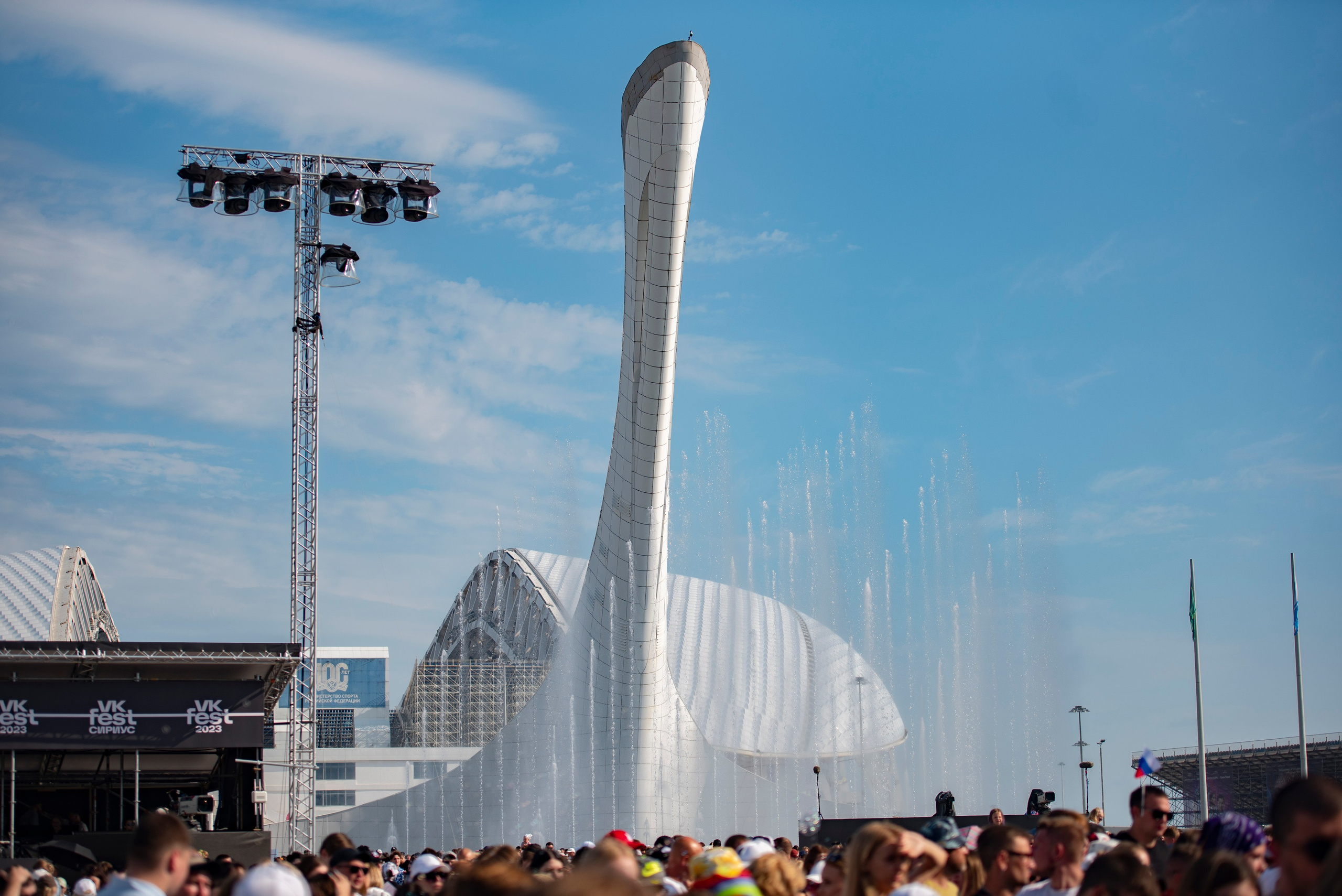 Фотограф на концерт. Свадебный, семейный, фэшн фотограф, школьный фотограф в Сочи