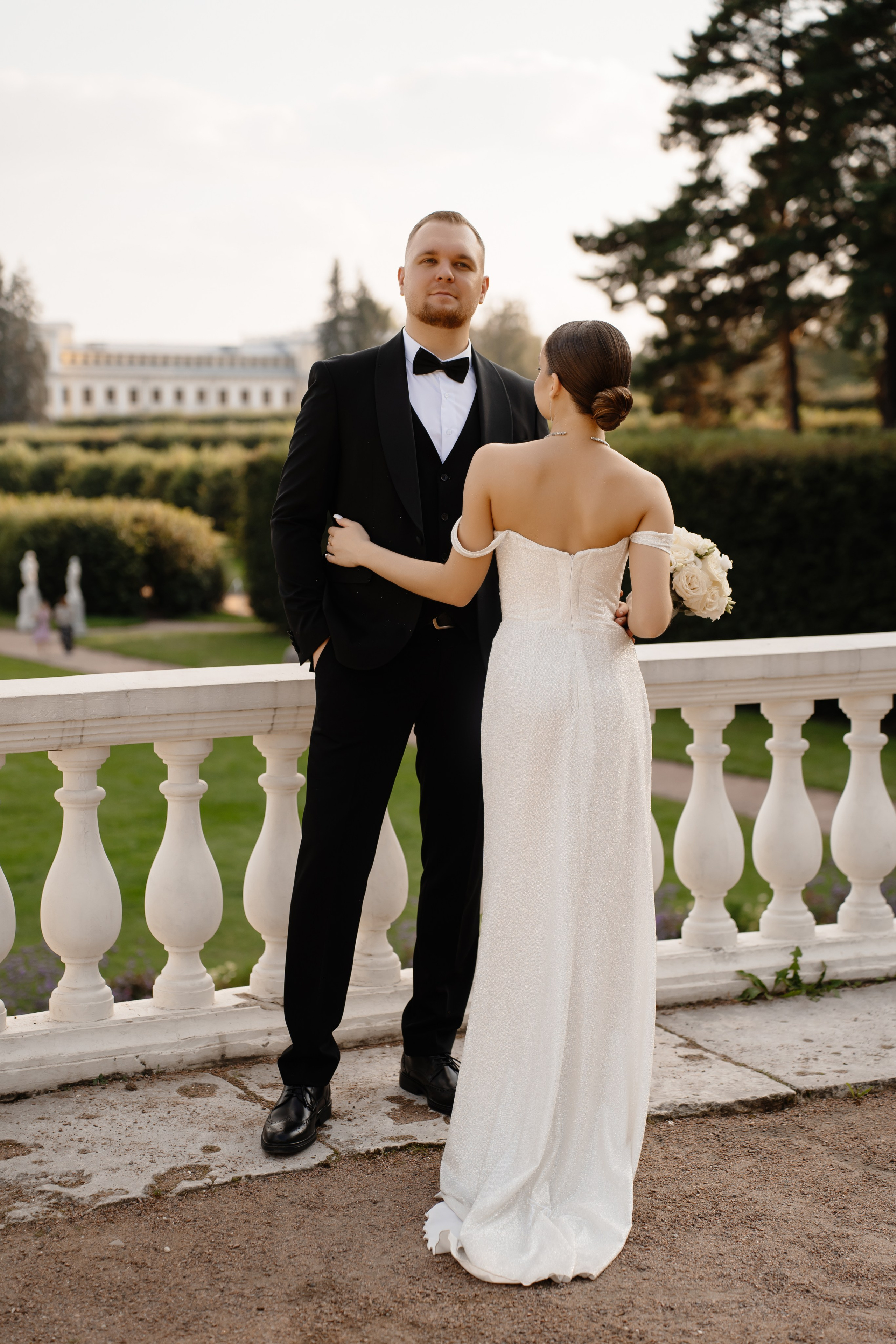 Свадебная фотосессия в парке Архангельское. Свадебный и семейный фотограф в Москве Светлана Зоткина