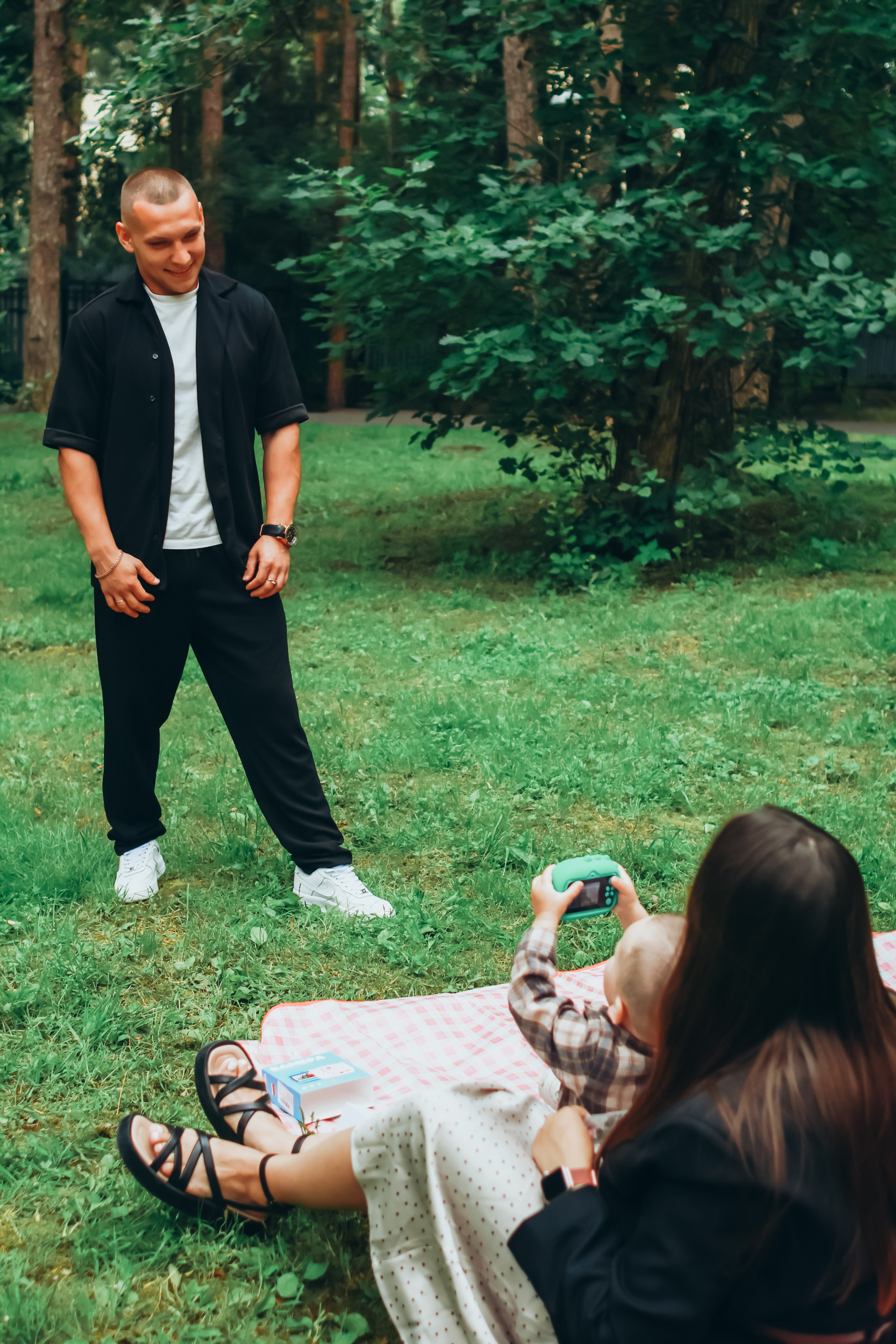 Семейная фотосессия в летнем парке, Екатеринбург. Фотограф в Екатеринбурге Пойгина Елена