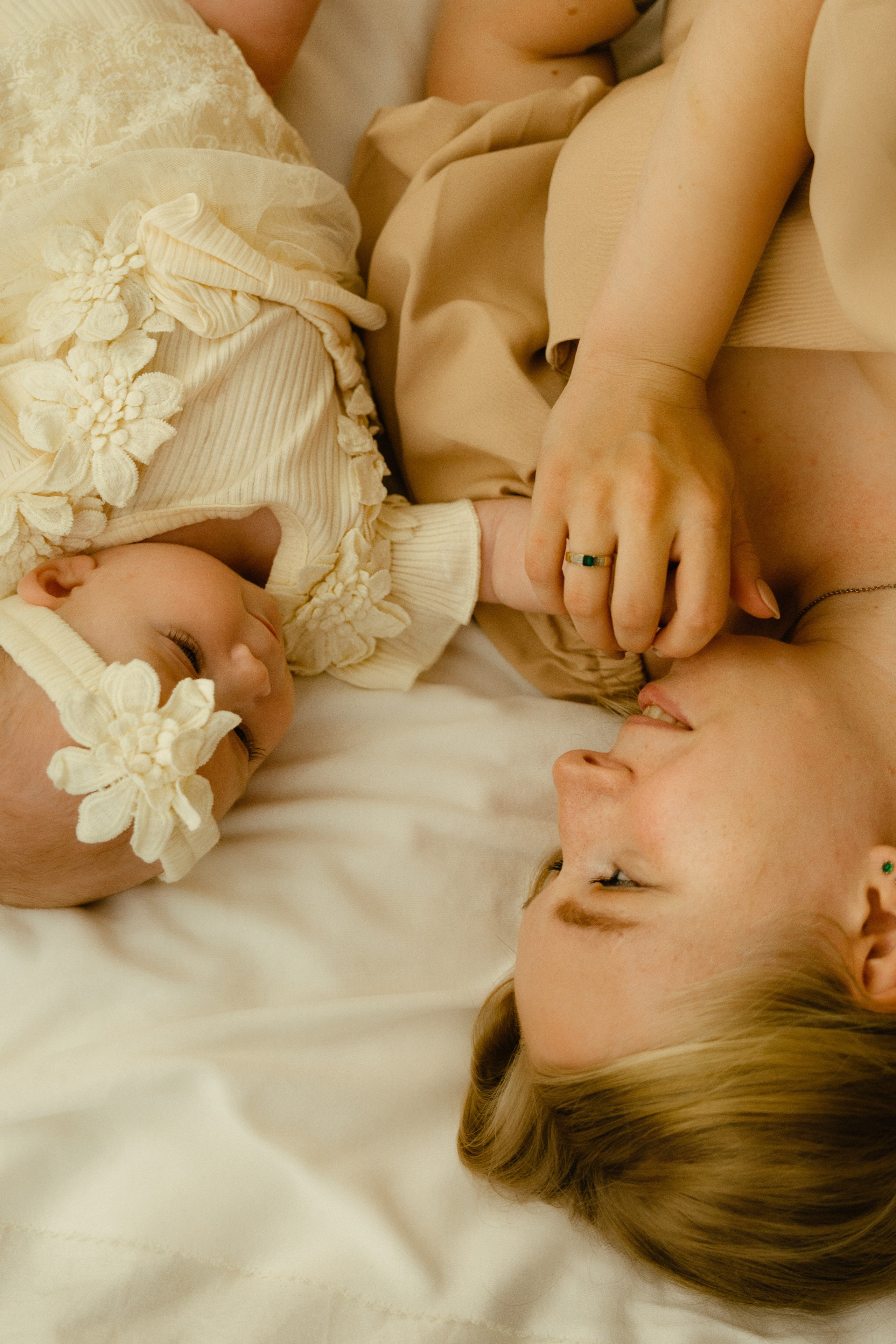 В студии. Главная