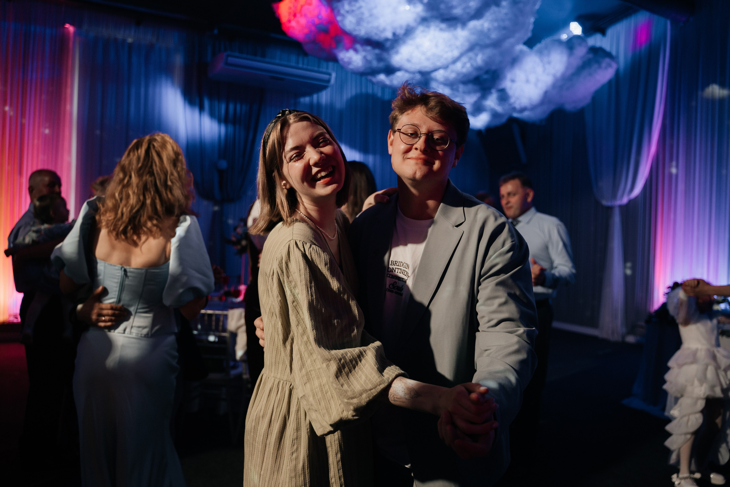 Wedding «Laugh and cry». Свадебные фотограф и видеограф Наталья и Анатолий Новиковы СПб