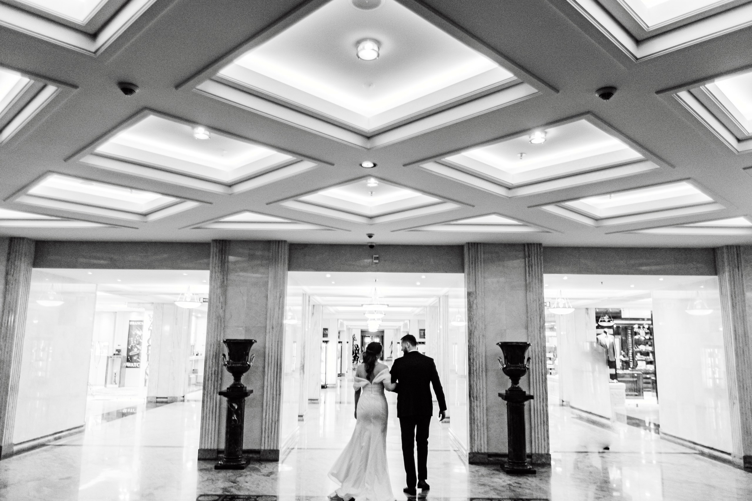 Очарование момента: услуги свадебного фотографа в Москве