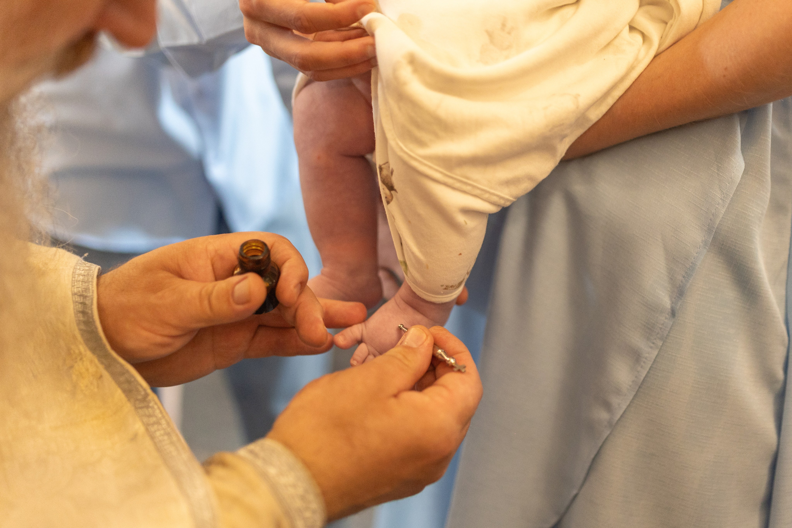 Крещение, Храм во имя Всемилостивого Спаса (на Звёздочке). Фотограф новорожденных. Детский и семейный фотограф Марьяна Юдина