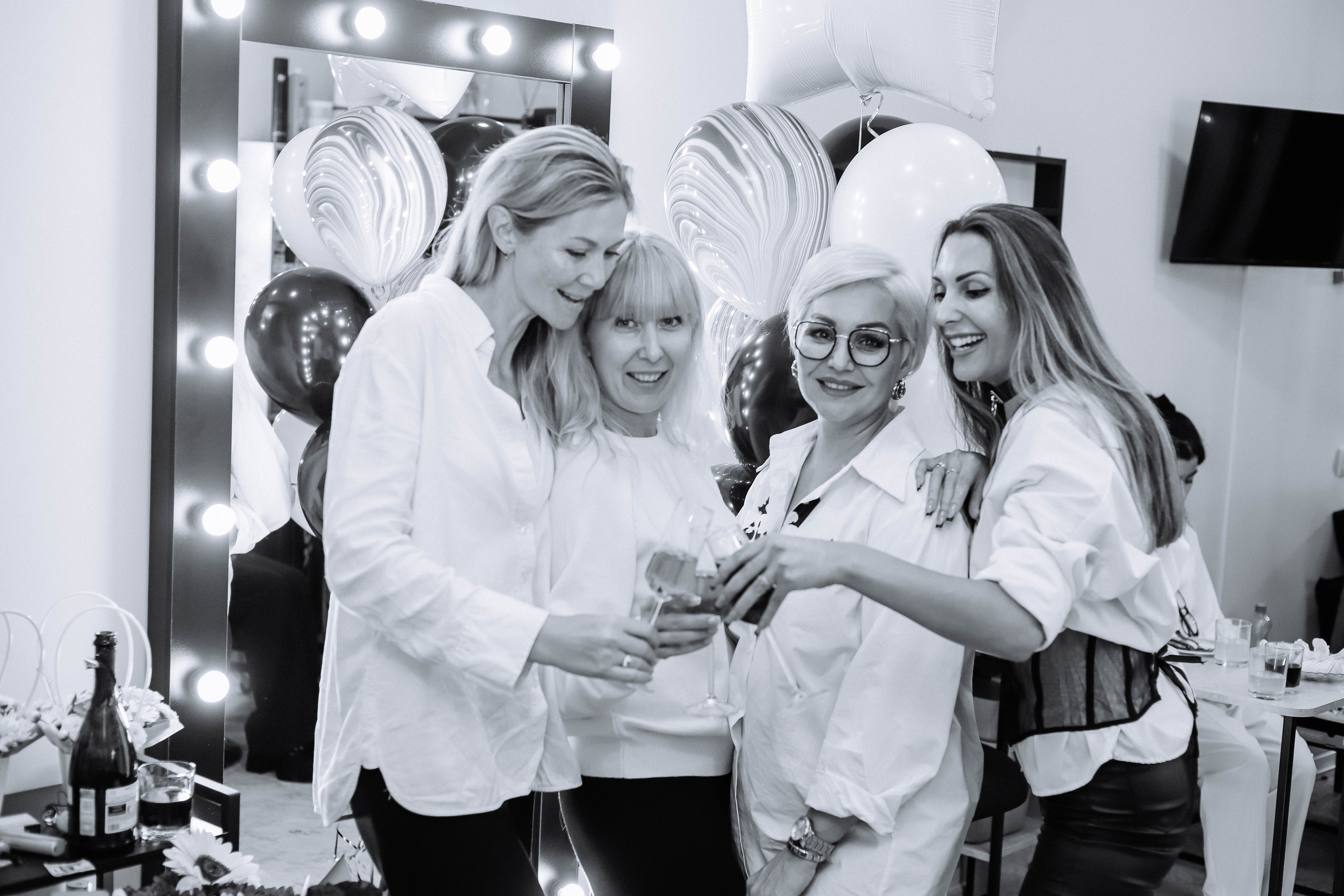 Открытие салона Black&White. Женский/Детский фотограф в Симферополе Вероника Слепогина