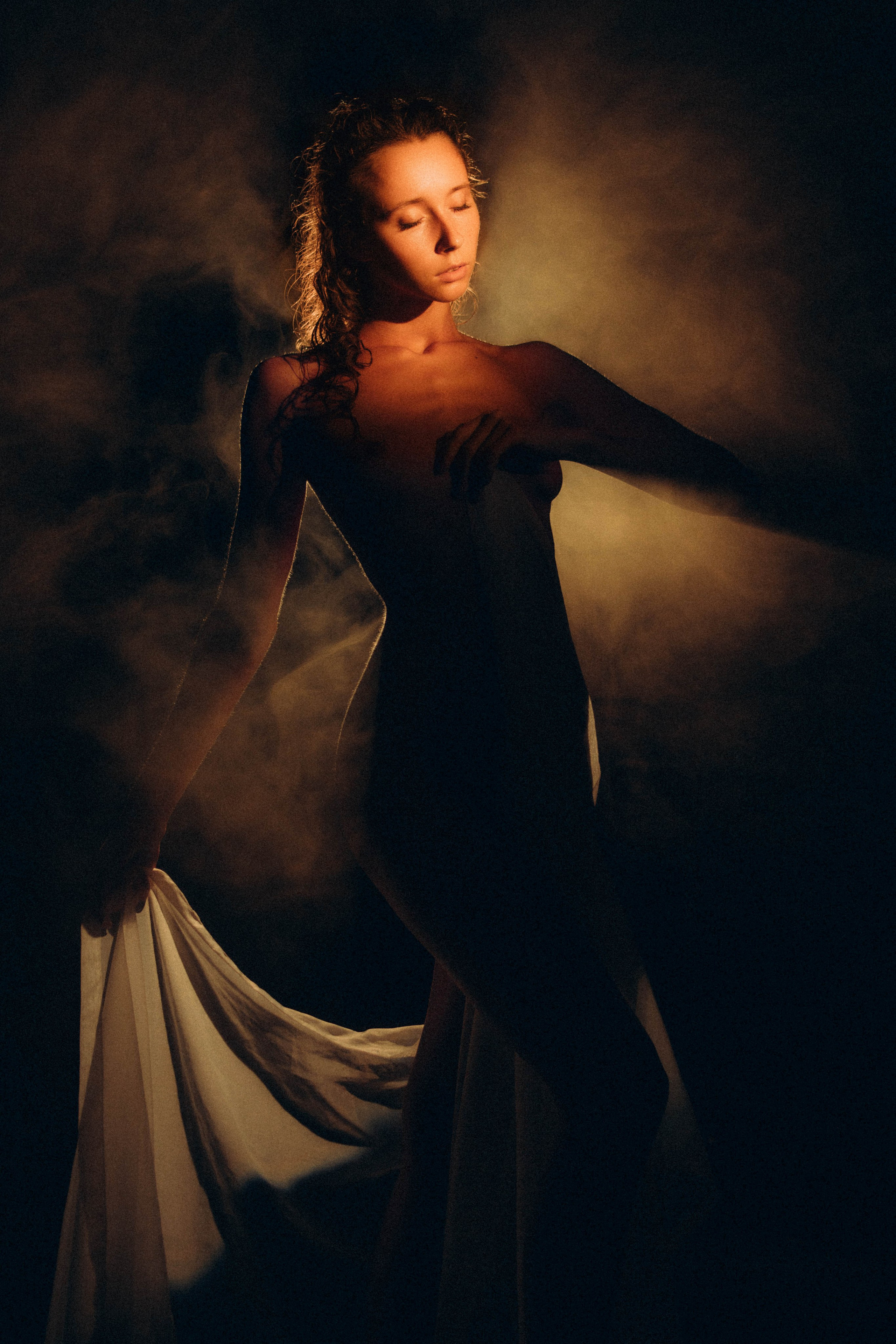 (18+) Обнажённая натура. Создадим шедевр? Виталина и её фотоискусство