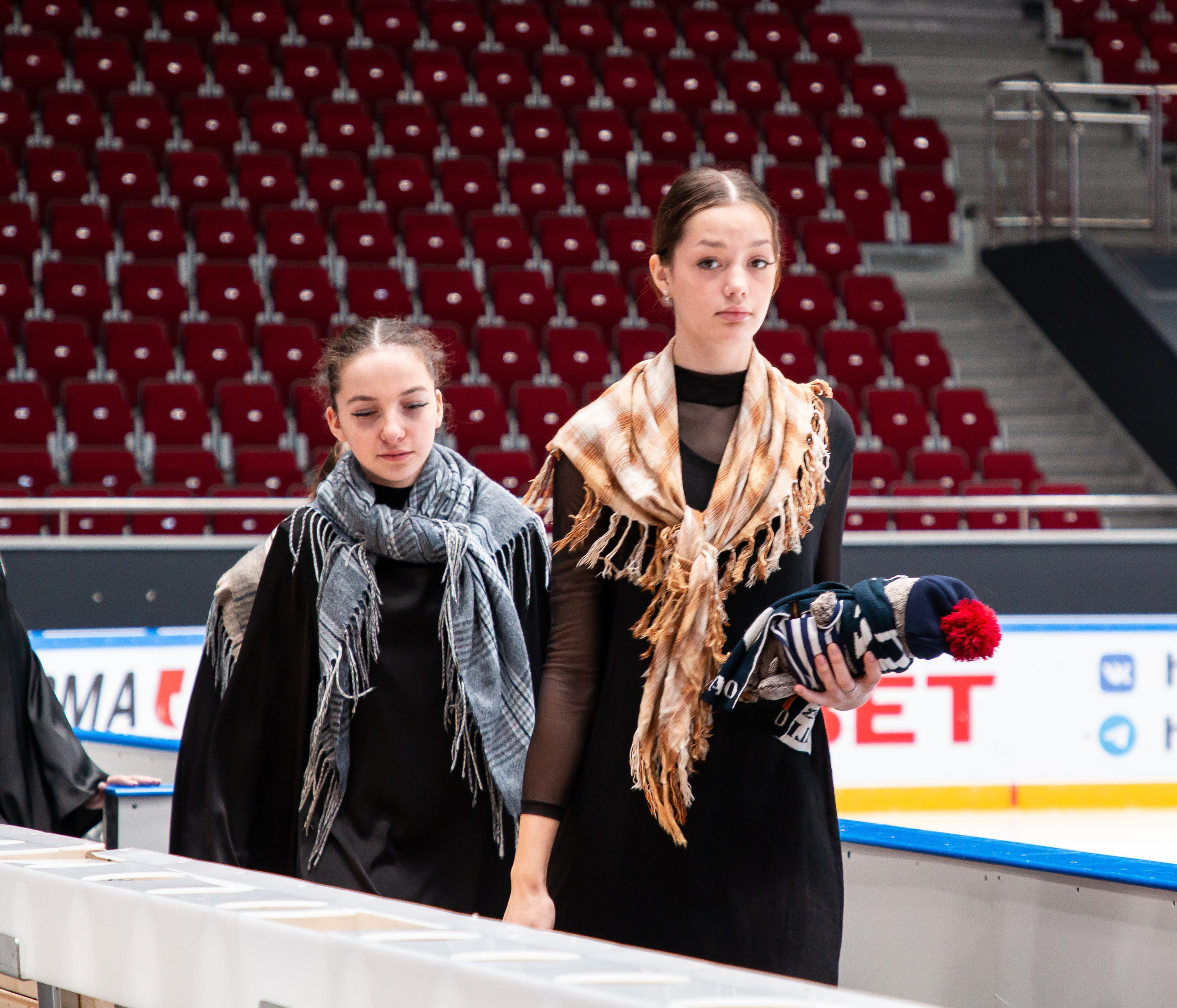 VII Ежегодный фестиваль массовых танцев на льду и фигурного катания «Петровский лёд» Санкт-Петербург 2024. Репортажный фотограф в Москве